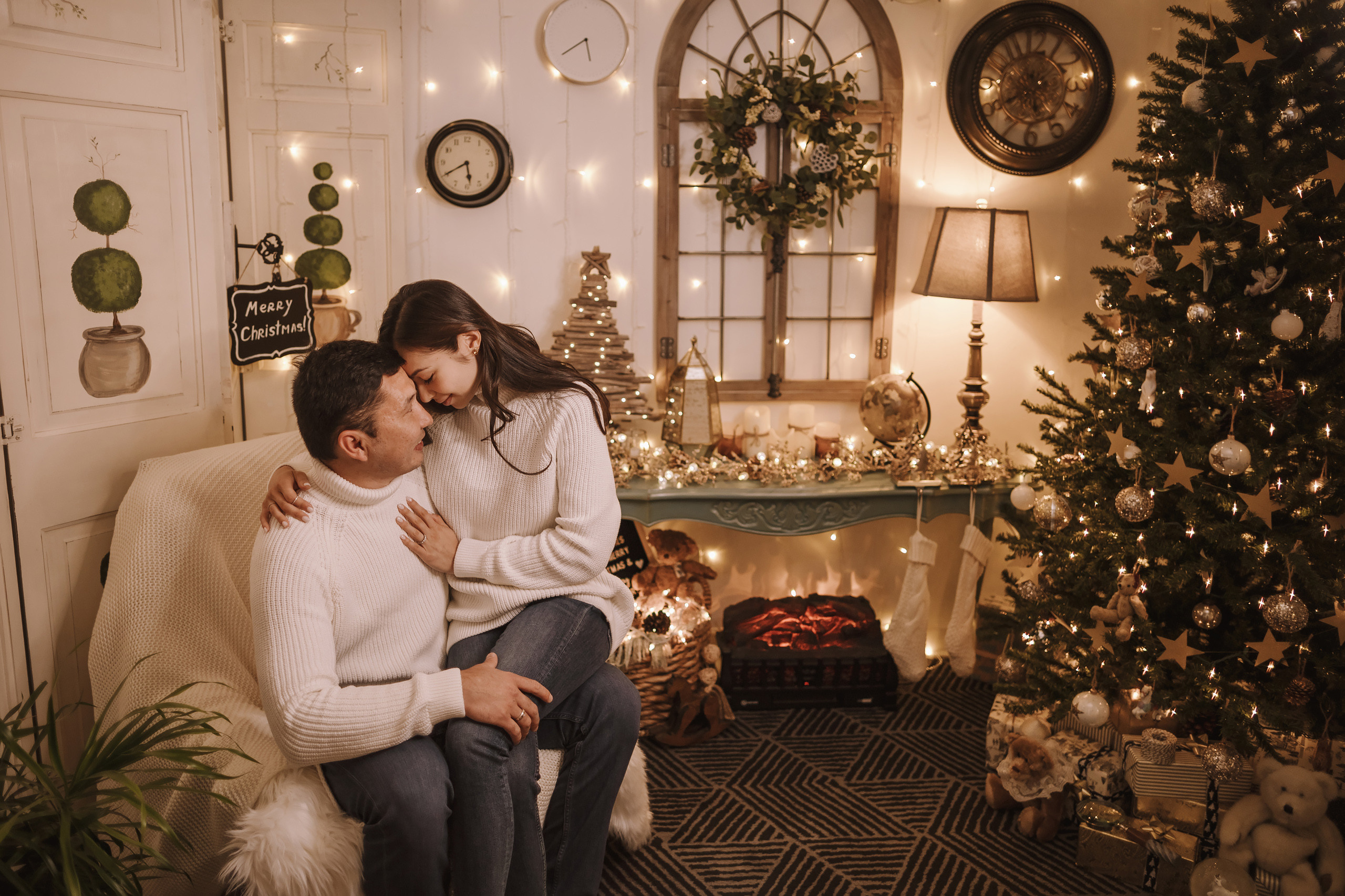 11182021 Christmas Photoshoot 2. Wedding family event photographer in Chicago Nick Yushevich