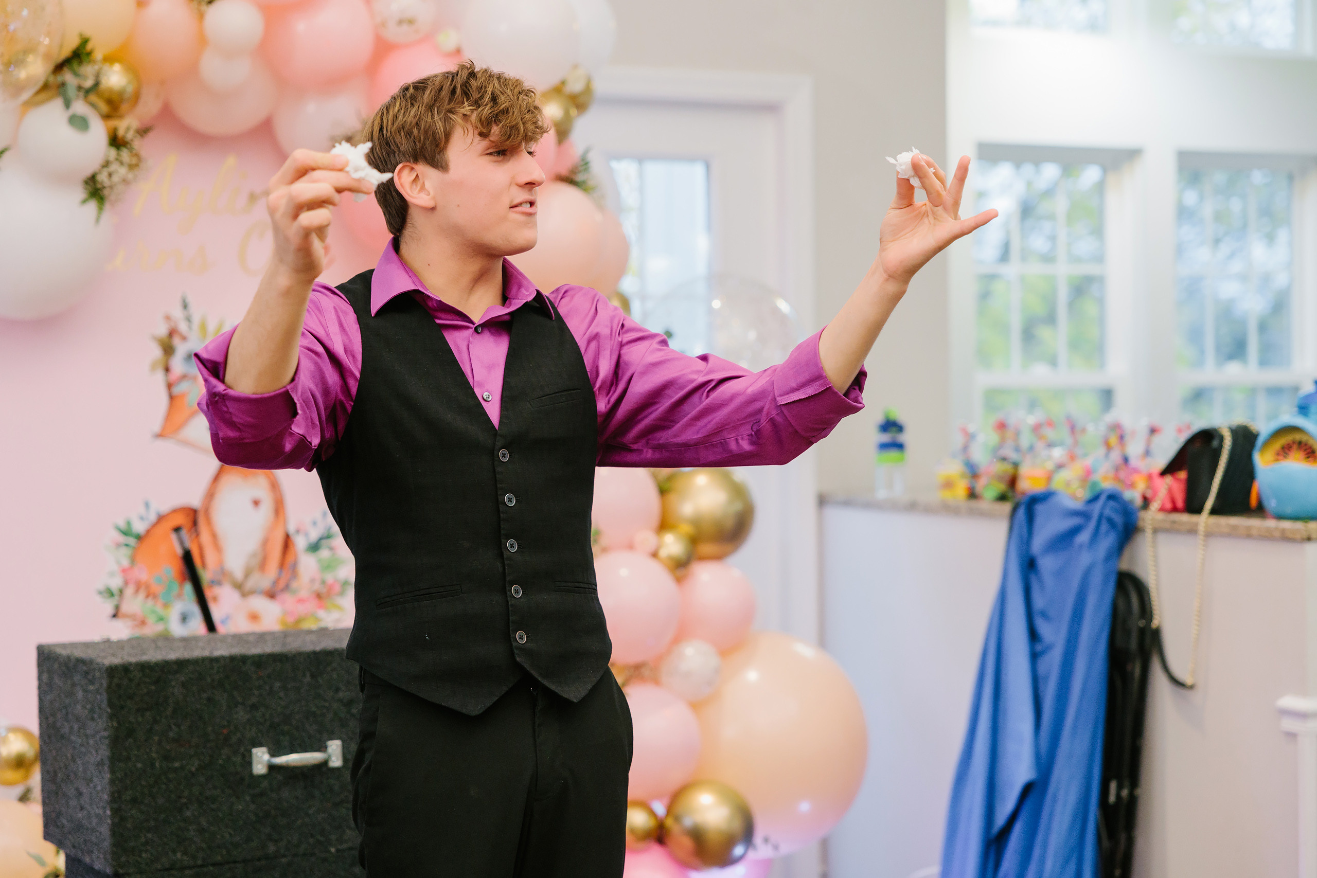 11.13.2021 First birthday. Wedding family event photographer in Chicago Nick Yushevich