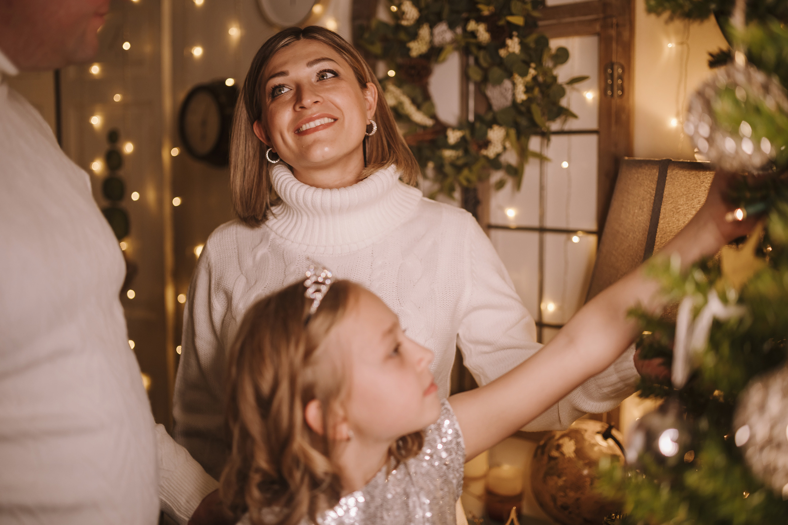 11292021 Christmas Photoshoot 7. Wedding family event photographer in Chicago Nick Yushevich