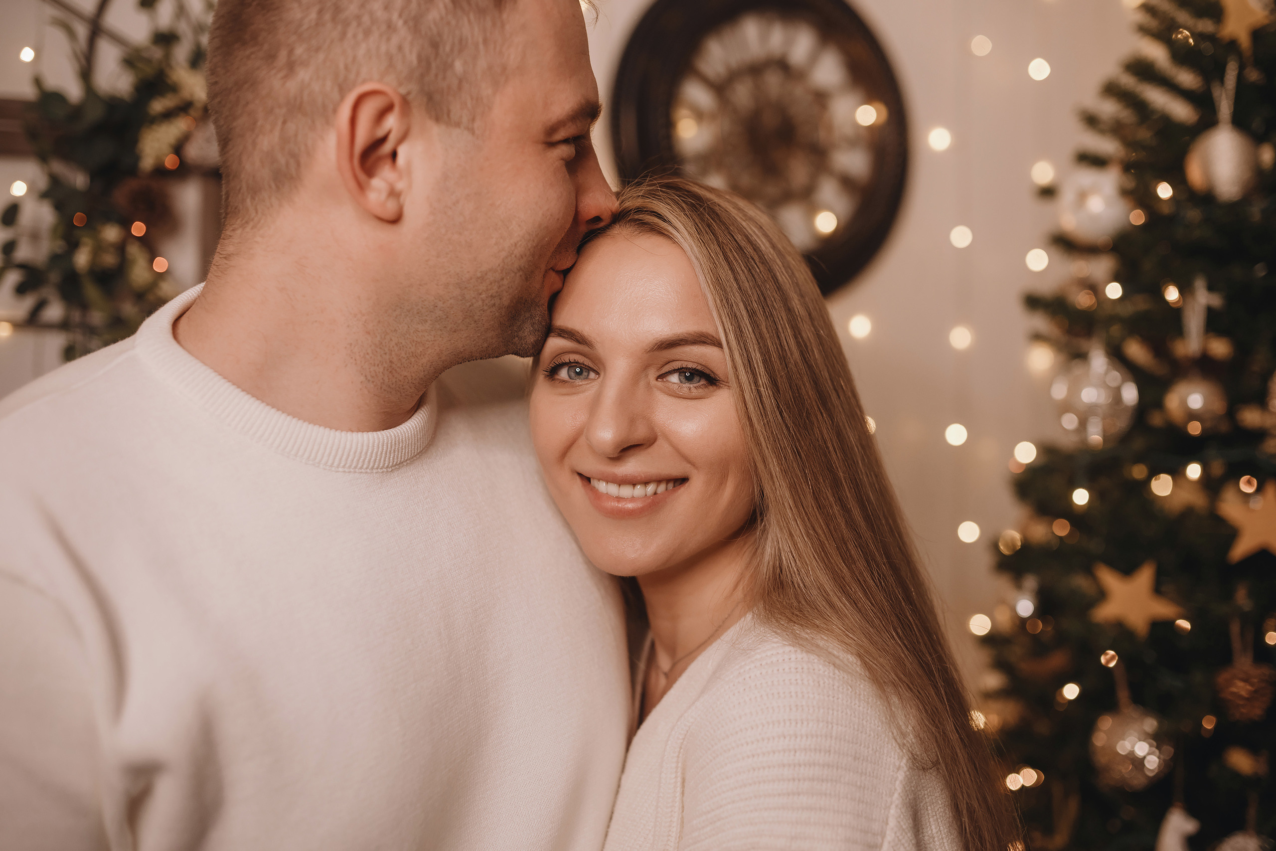 12142021 Christmas Photoshoot 14. Wedding family event photographer in Chicago Nick Yushevich