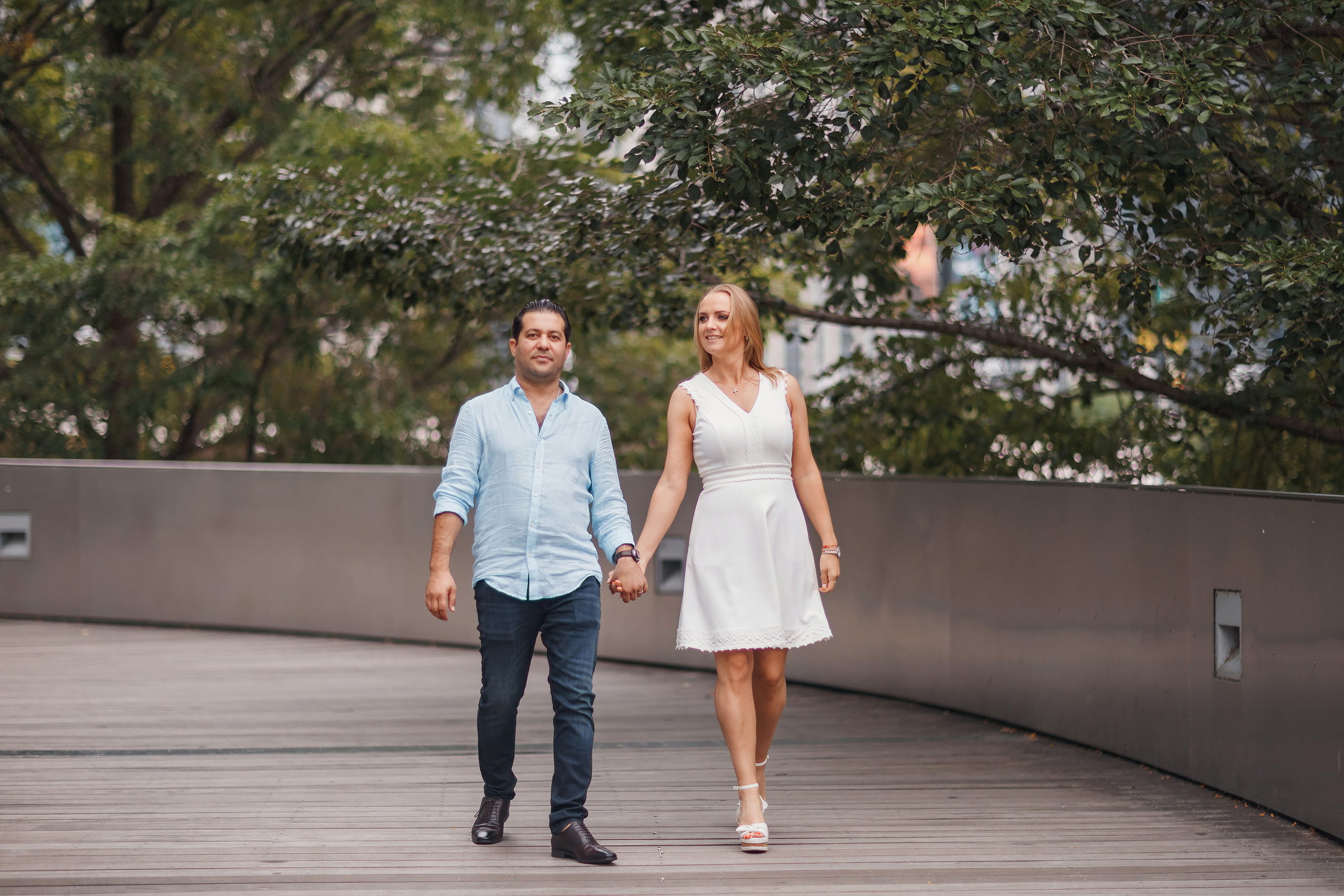 09.04.2021 Walk in Chicago. Wedding family event photographer in Chicago Nick Yushevich