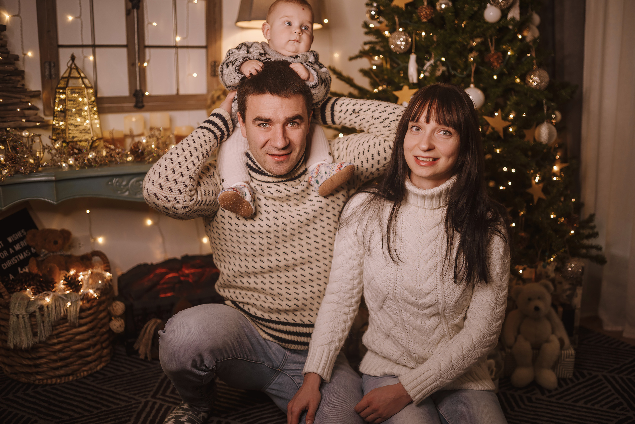 12052021 Christmas Photoshoot 10. Wedding family event photographer in Chicago Nick Yushevich