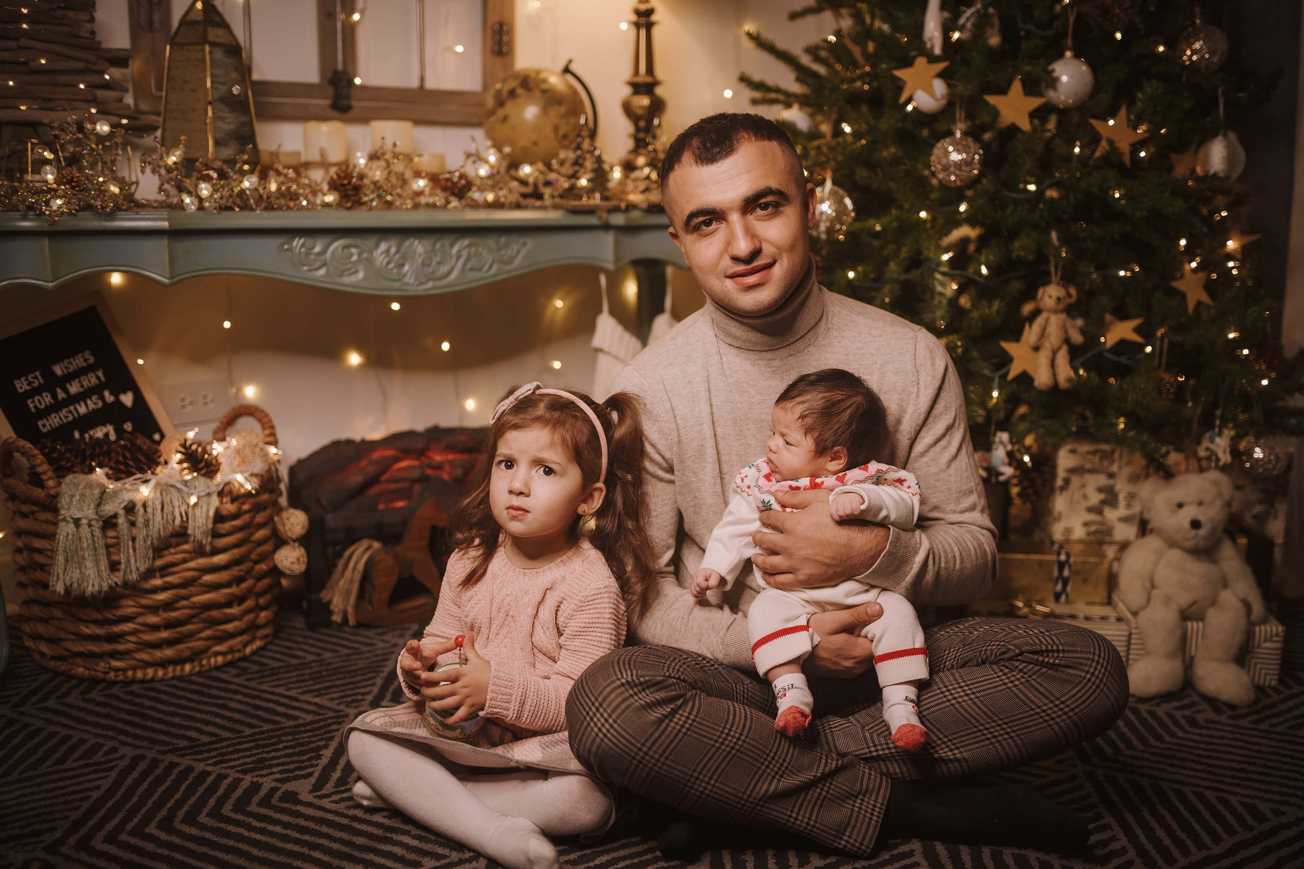 12042021 Christmas Photoshoot 9. Wedding family event photographer in Chicago Nick Yushevich