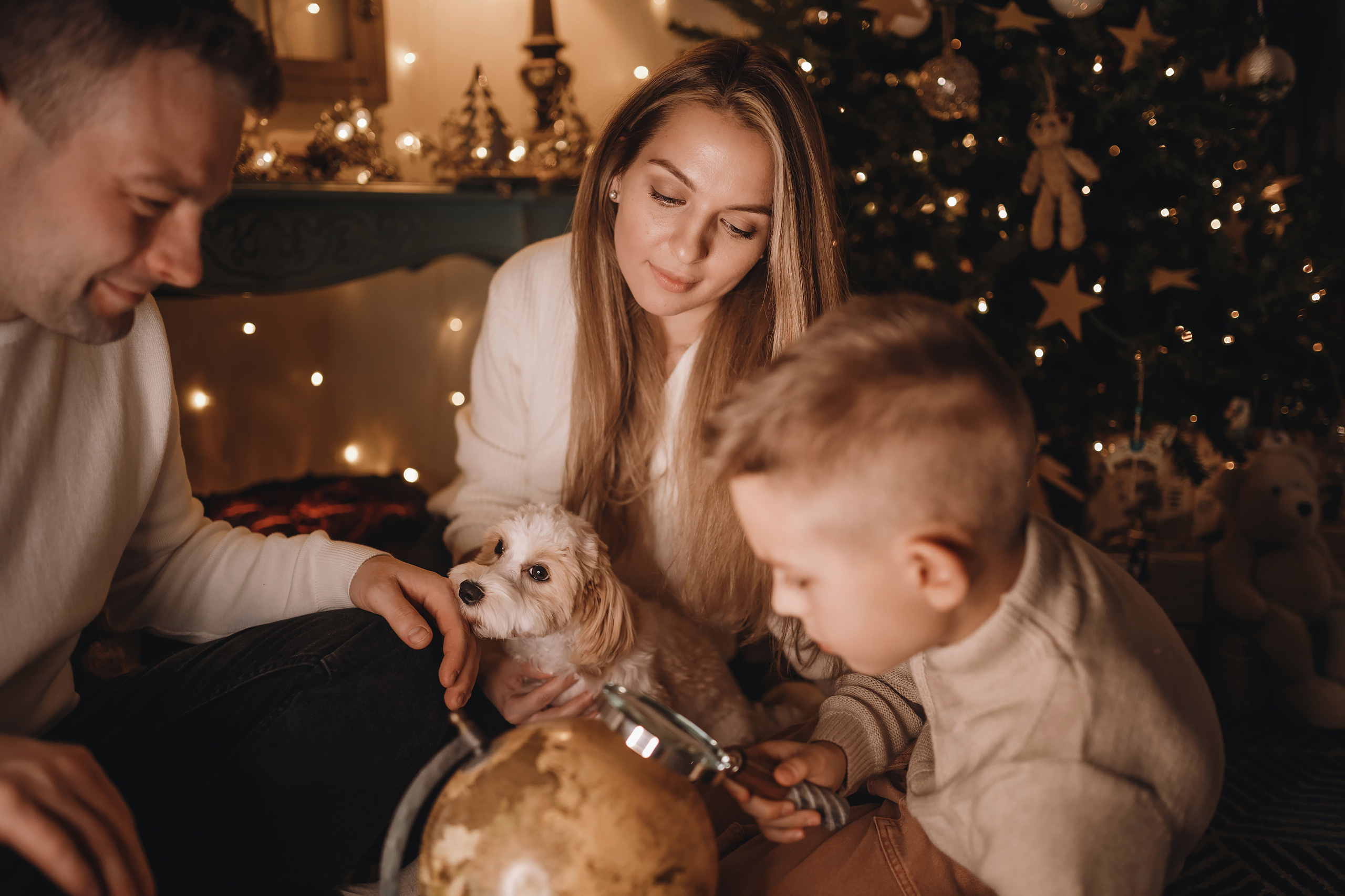 12142021 Christmas Photoshoot 14. Wedding family event photographer in Chicago Nick Yushevich