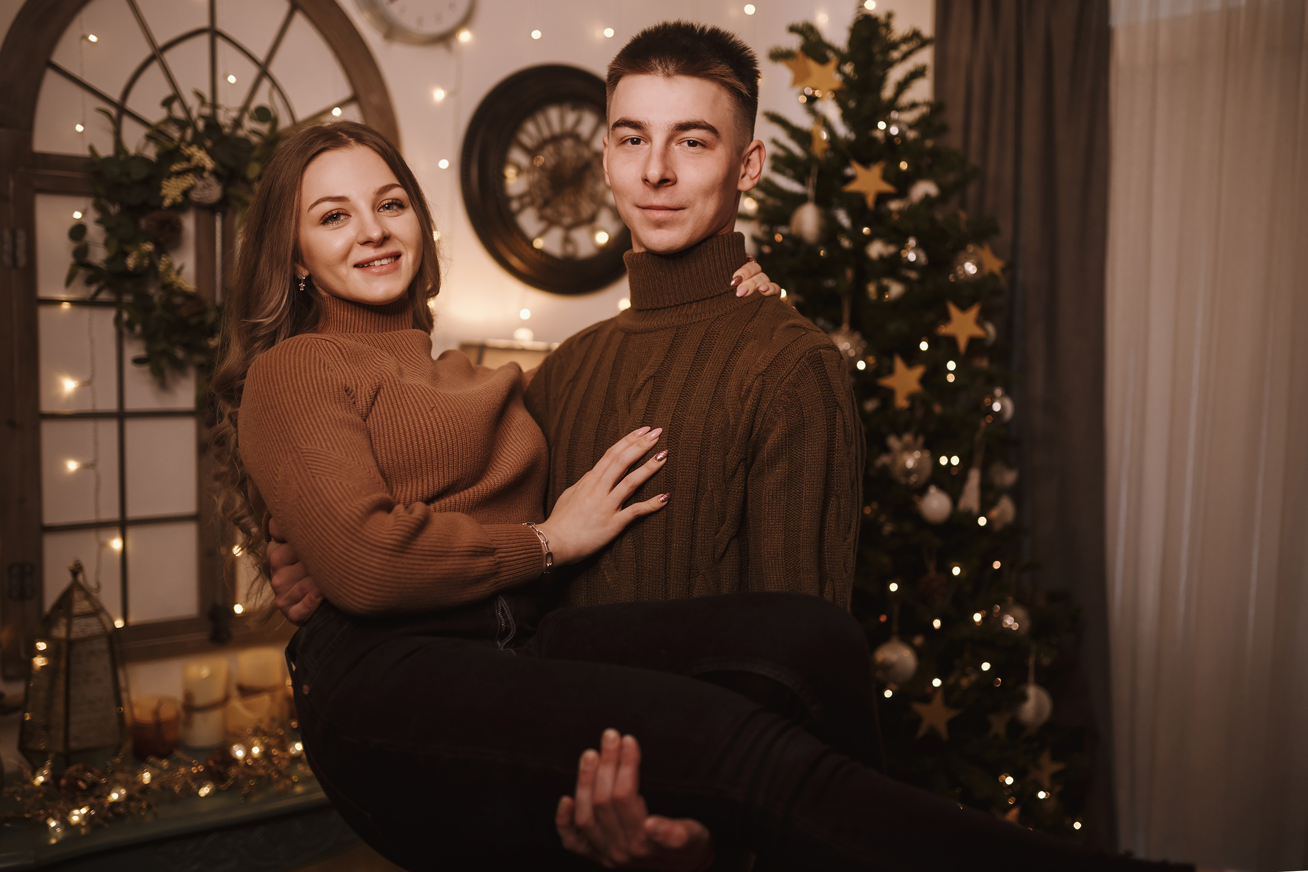 11282021 Christmas Photoshoot 5. Wedding family event photographer in Chicago Nick Yushevich