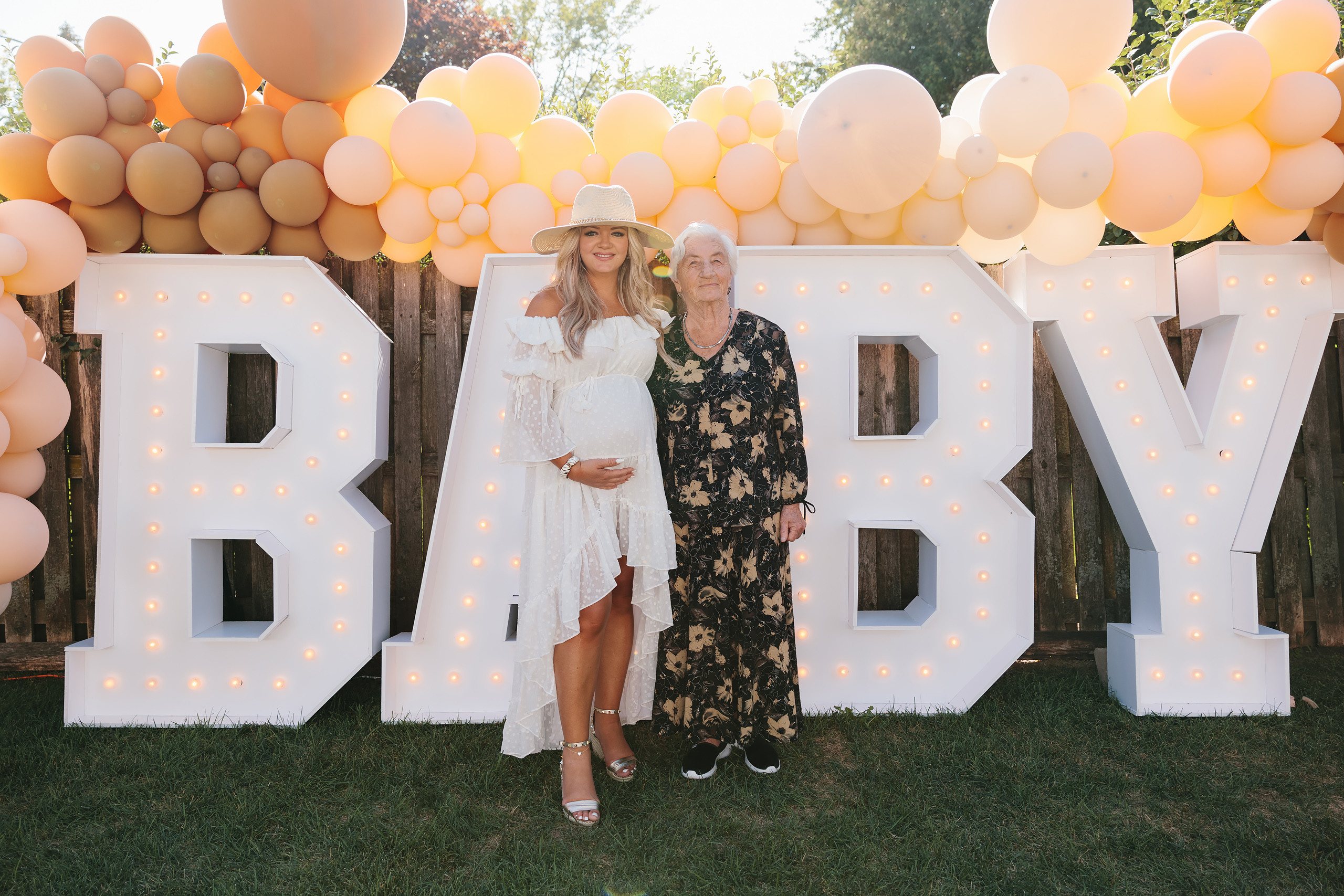 08.15.2021 Baby shower. Wedding family event photographer in Chicago Nick Yushevich