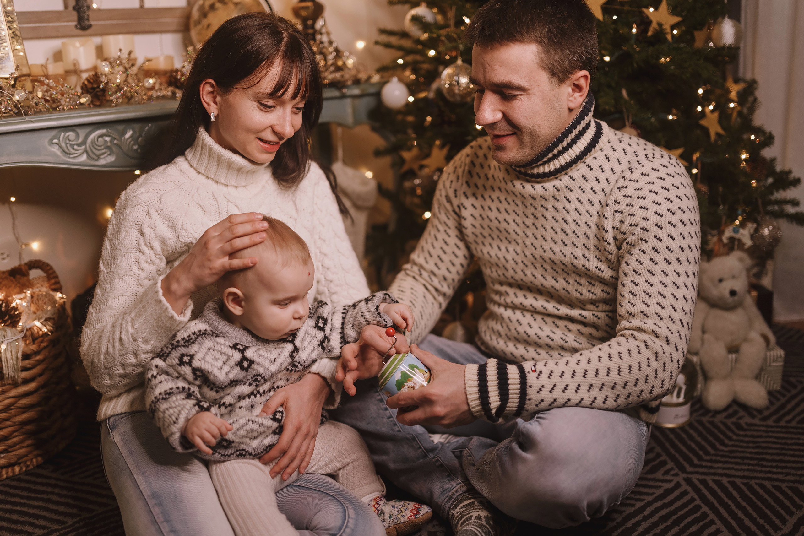 12052021 Christmas Photoshoot 10. Wedding family event photographer in Chicago Nick Yushevich