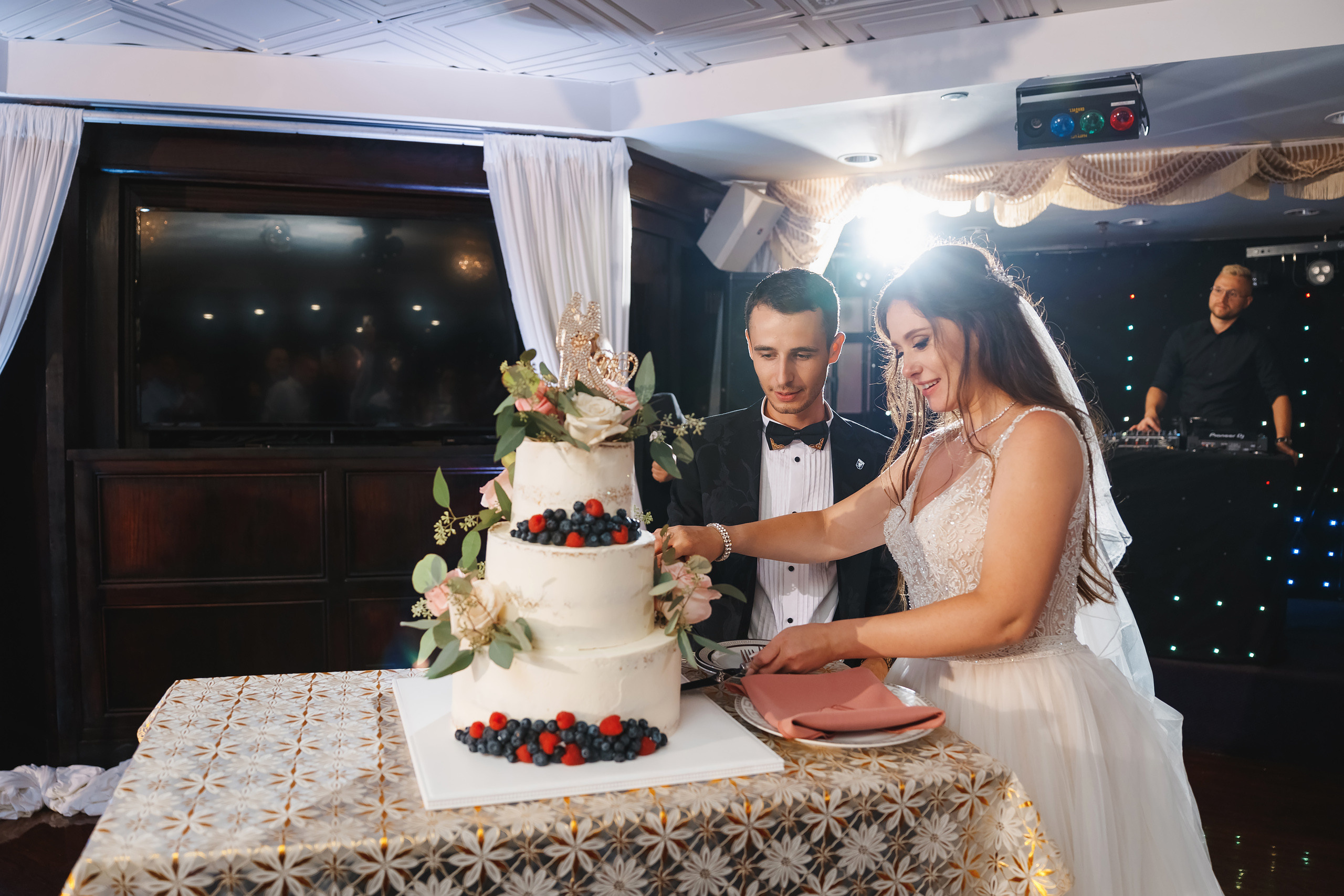 08.14.2021 Wedding. Wedding family event photographer in Chicago Nick Yushevich