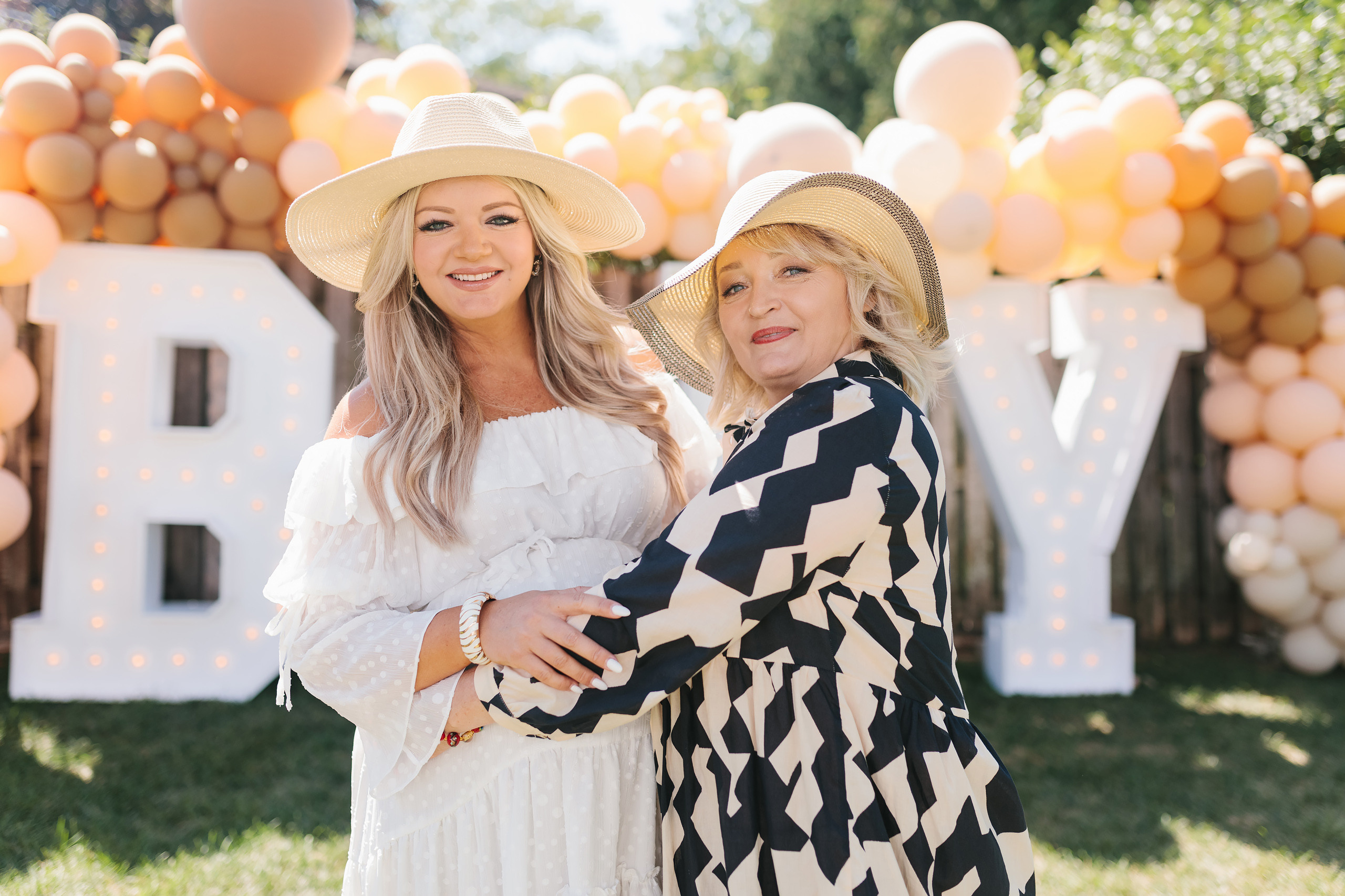 08.15.2021 Baby shower. Wedding family event photographer in Chicago Nick Yushevich