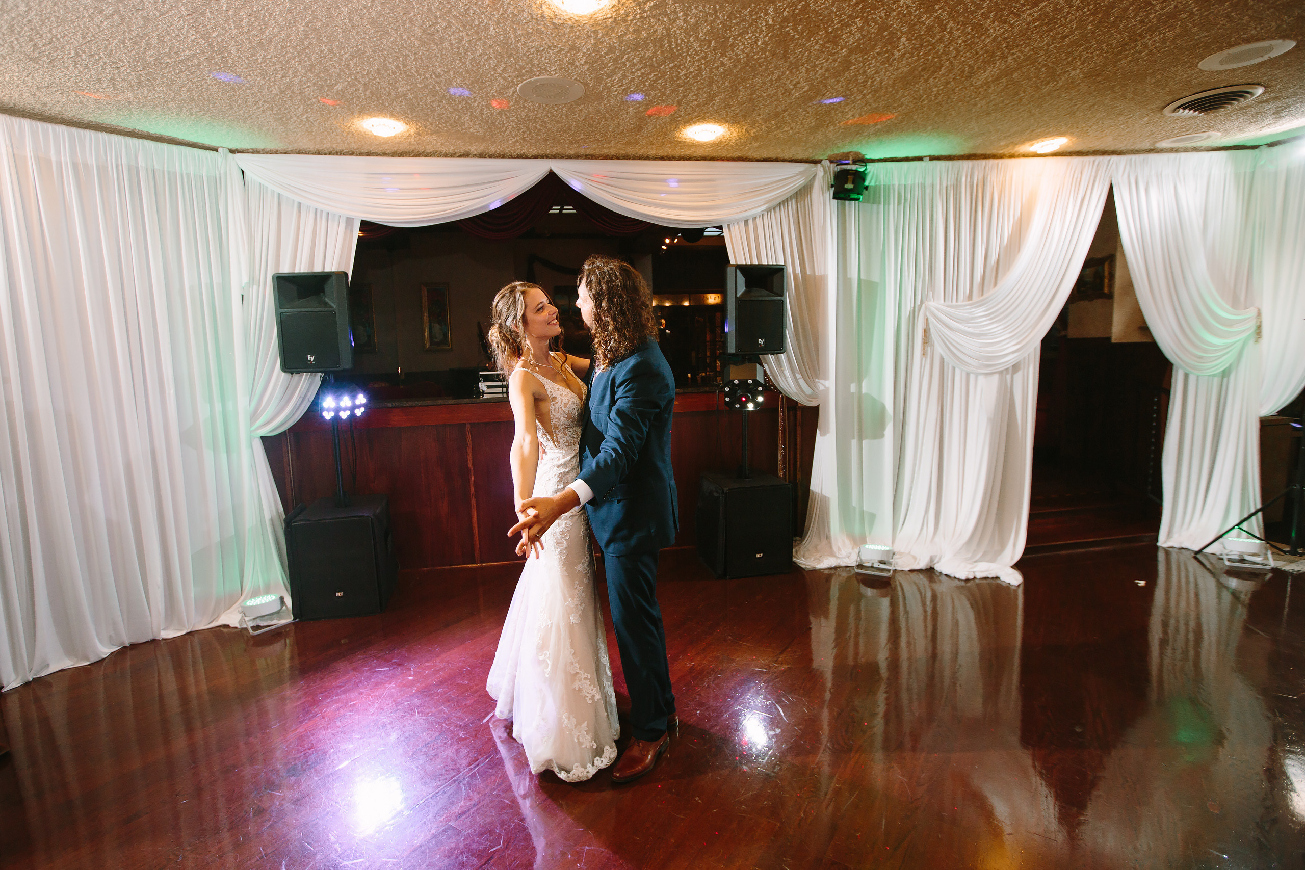 08.03.2019 Wedding. Wedding family event photographer in Chicago Nick Yushevich