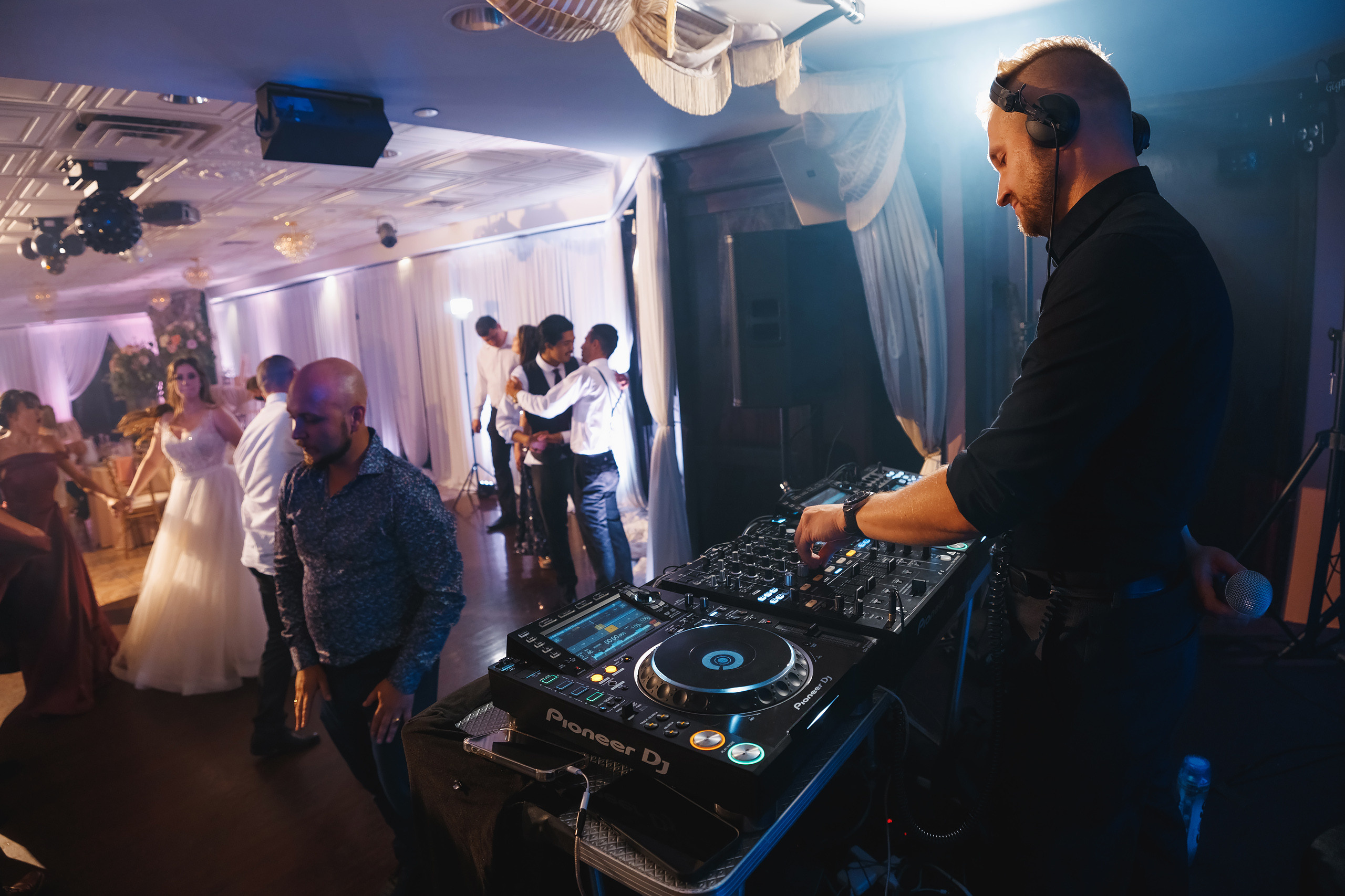 08.14.2021 Wedding. Wedding family event photographer in Chicago Nick Yushevich