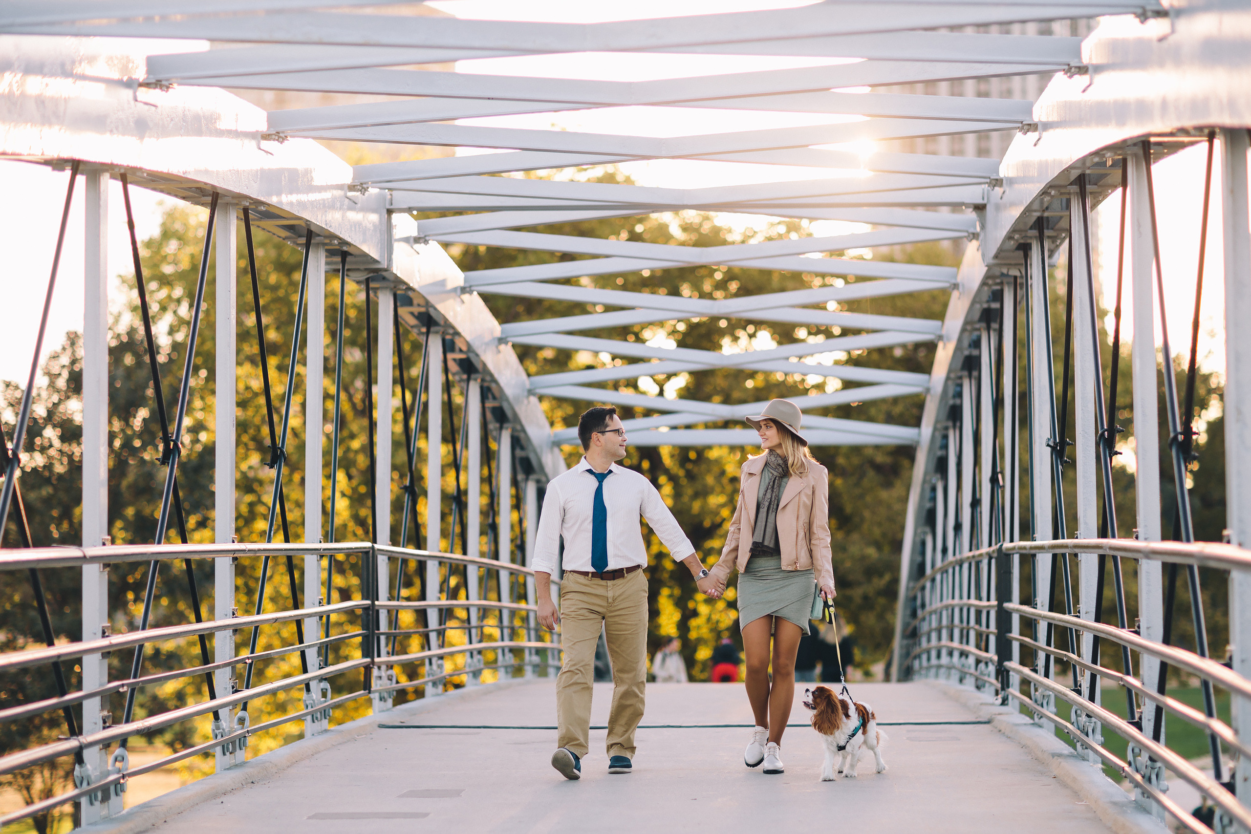 10.18.2021 Walk in Chicago. Wedding family event photographer in Chicago Nick Yushevich