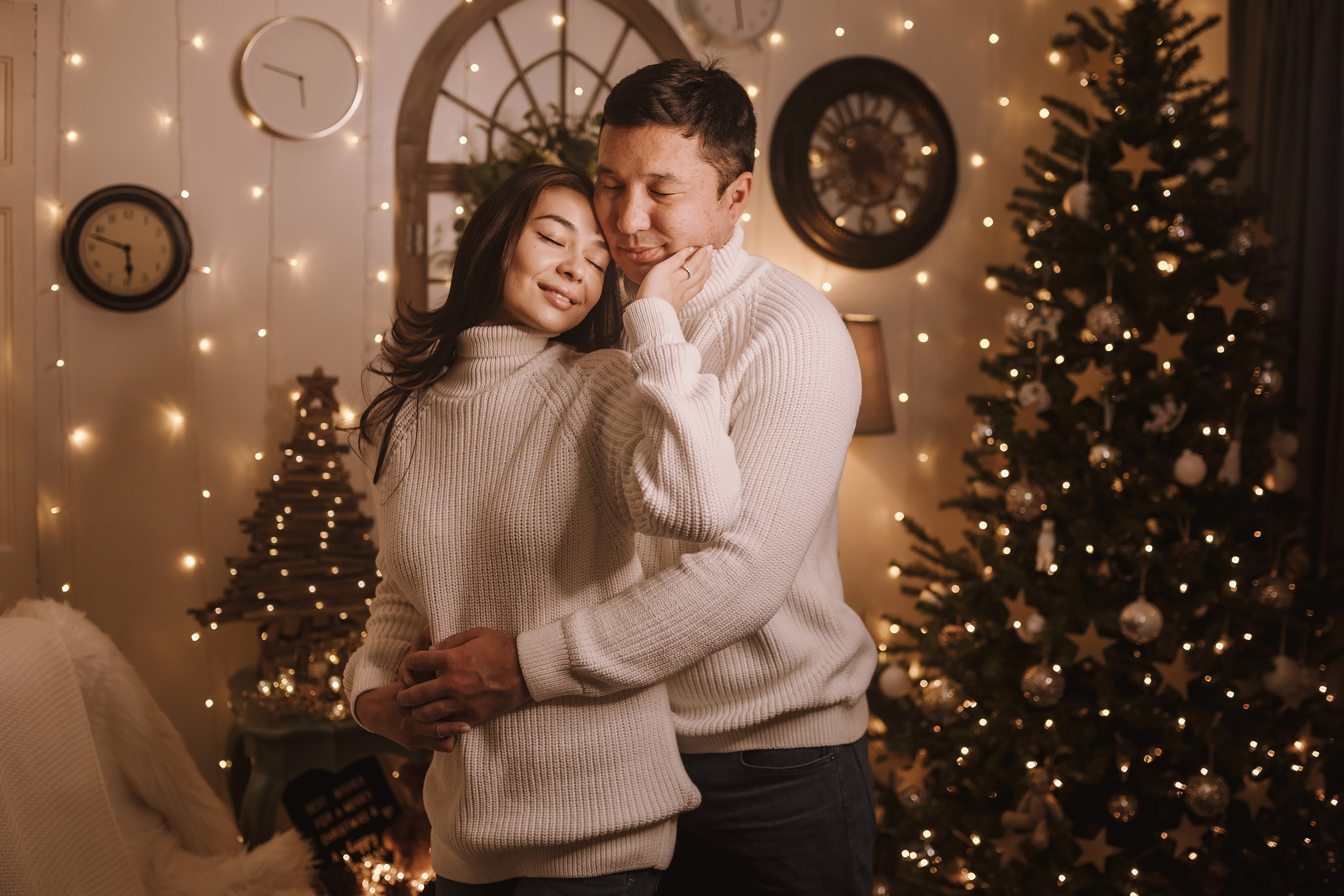 11182021 Christmas Photoshoot 2. Wedding family event photographer in Chicago Nick Yushevich