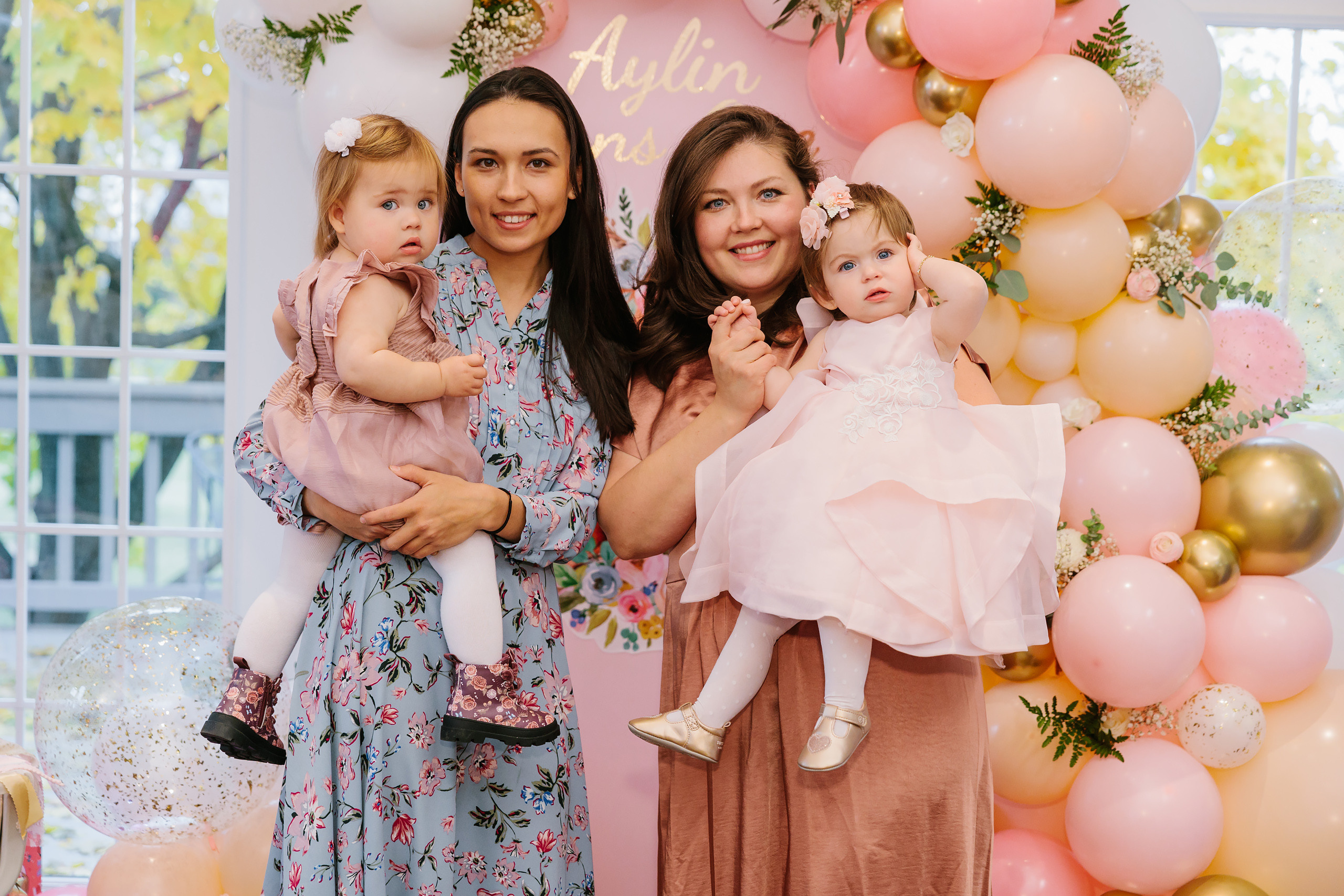 11.13.2021 First birthday. Wedding family event photographer in Chicago Nick Yushevich