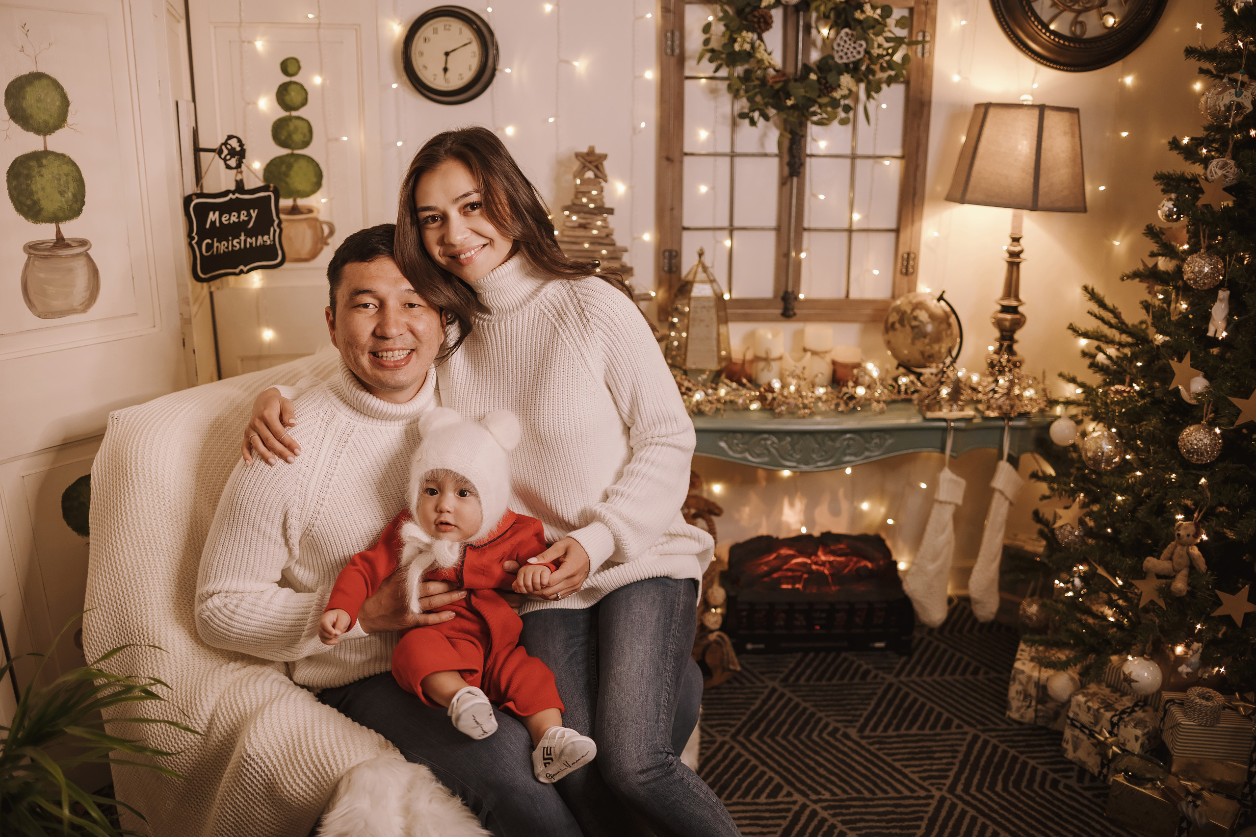 11182021 Christmas Photoshoot 2. Wedding family event photographer in Chicago Nick Yushevich