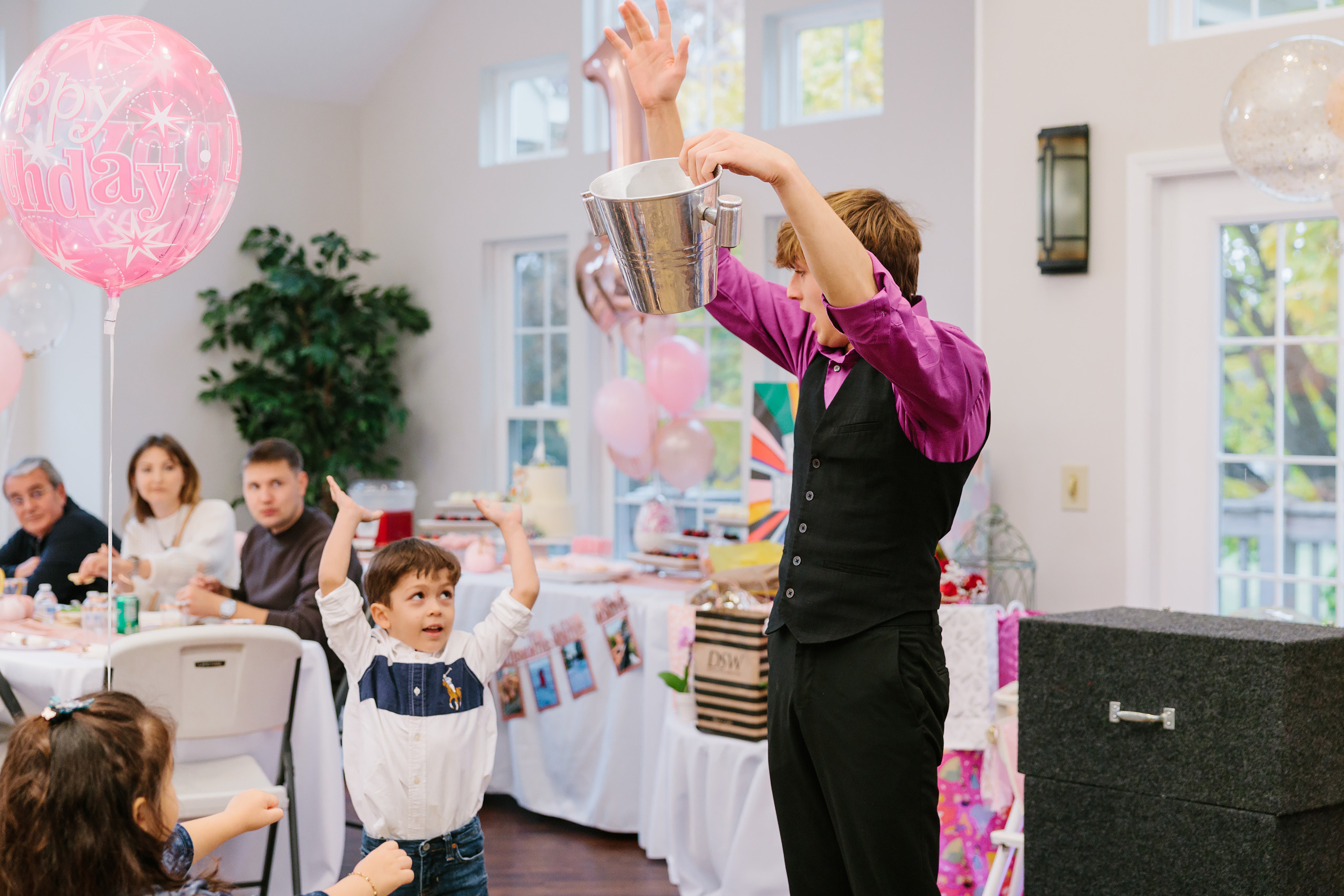 11.13.2021 First birthday. Wedding family event photographer in Chicago Nick Yushevich