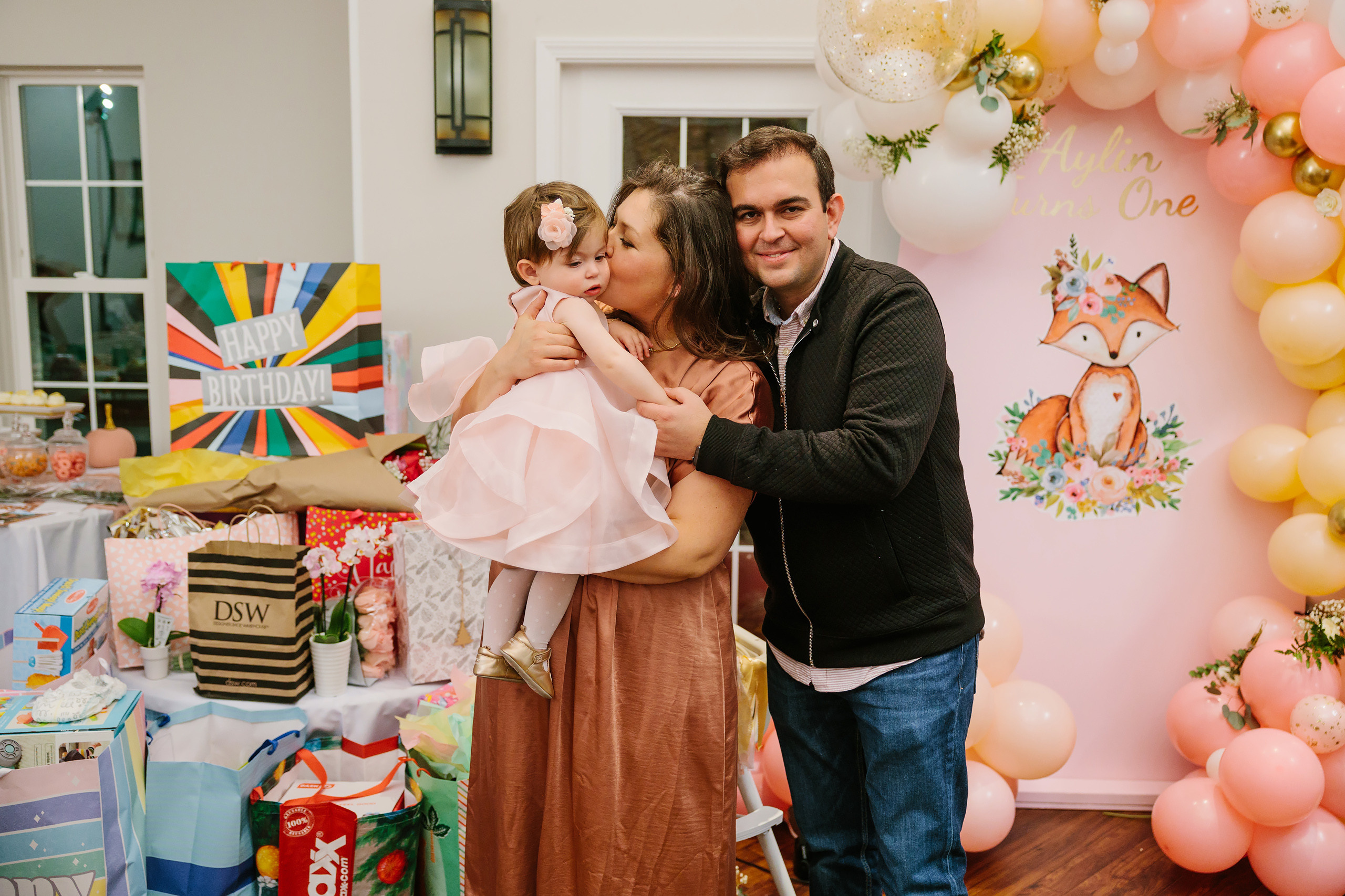11.13.2021 First birthday. Wedding family event photographer in Chicago Nick Yushevich