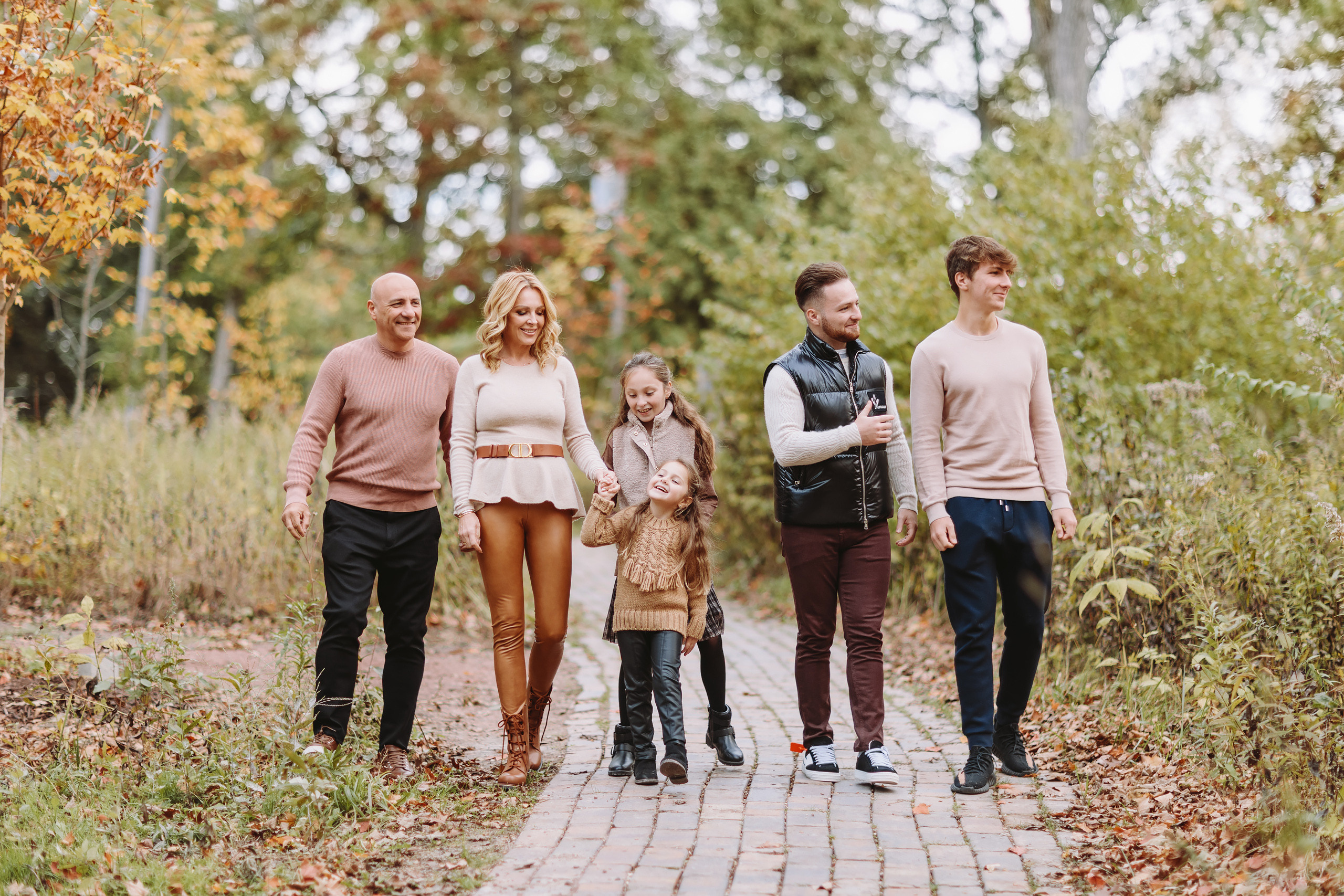 10.22.2021 Family photoshoot. Wedding family event photographer in Chicago Nick Yushevich