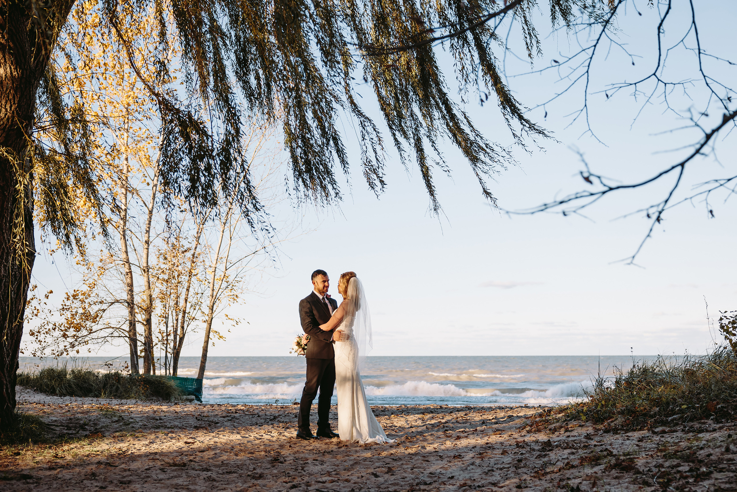 10.31.2021 Wedding. Wedding family event photographer in Chicago Nick Yushevich