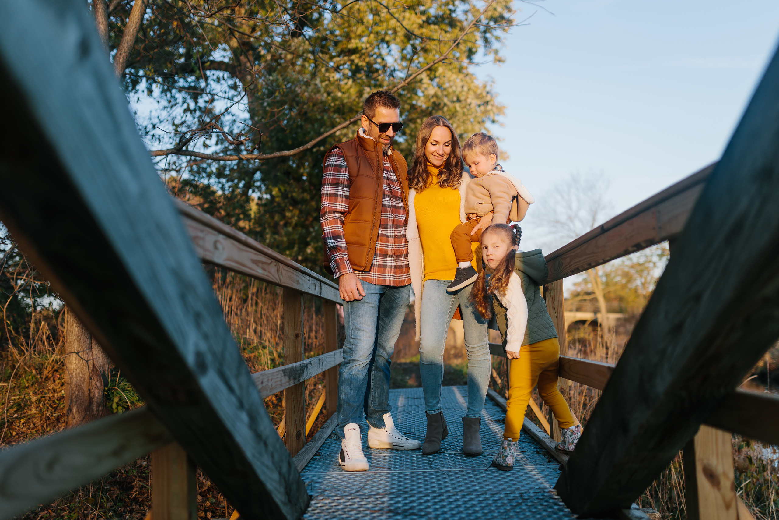 11.05.2021 Family photoshoot. Wedding family event photographer in Chicago Nick Yushevich