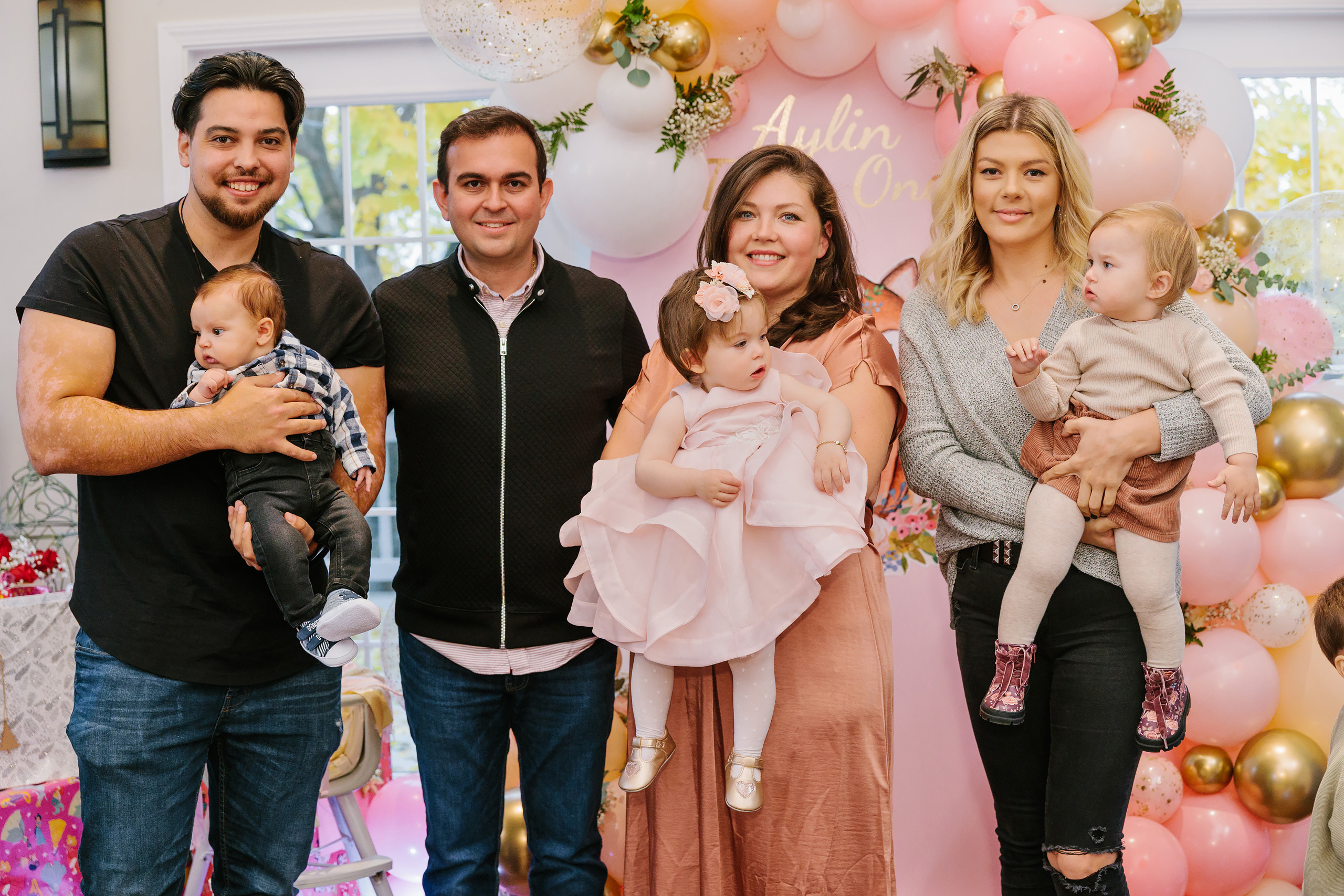 11.13.2021 First birthday. Wedding family event photographer in Chicago Nick Yushevich