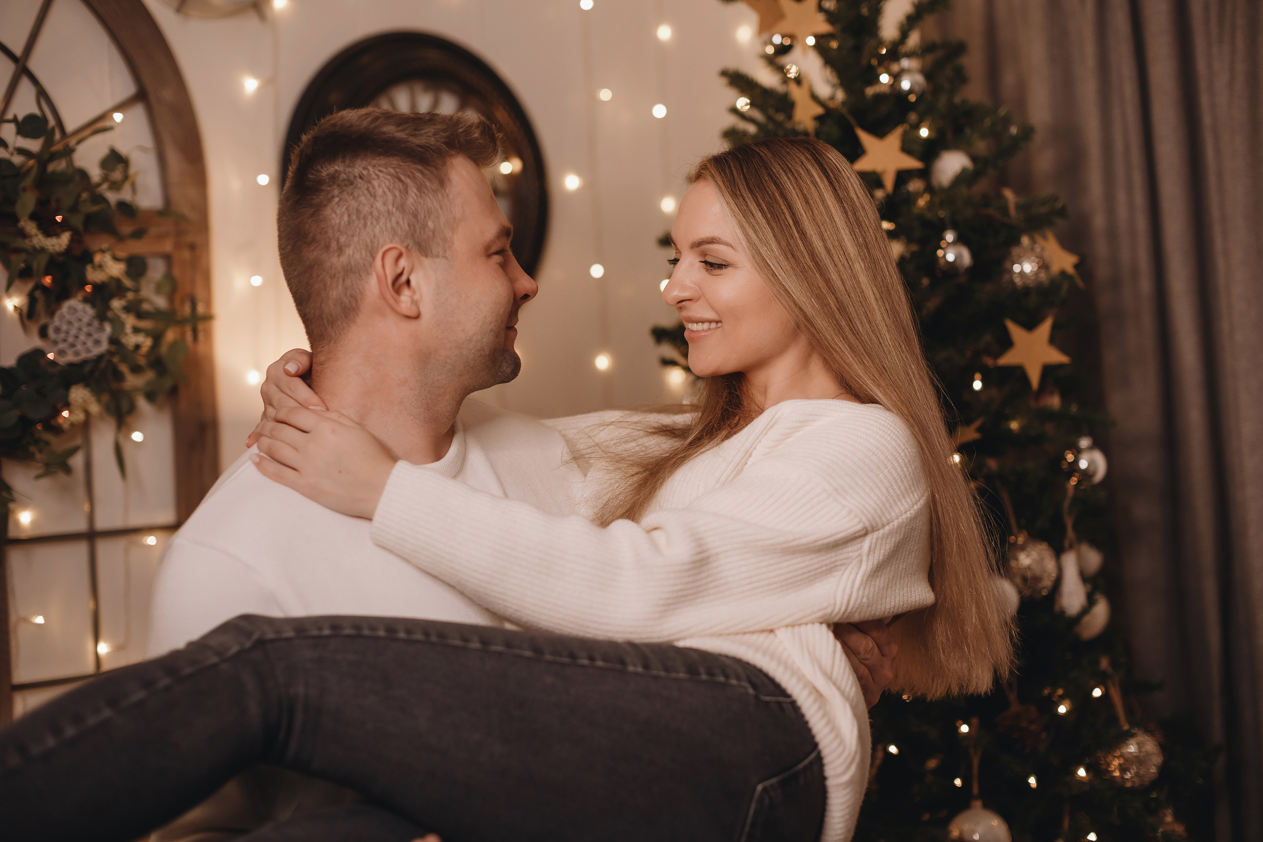 12142021 Christmas Photoshoot 14. Wedding family event photographer in Chicago Nick Yushevich