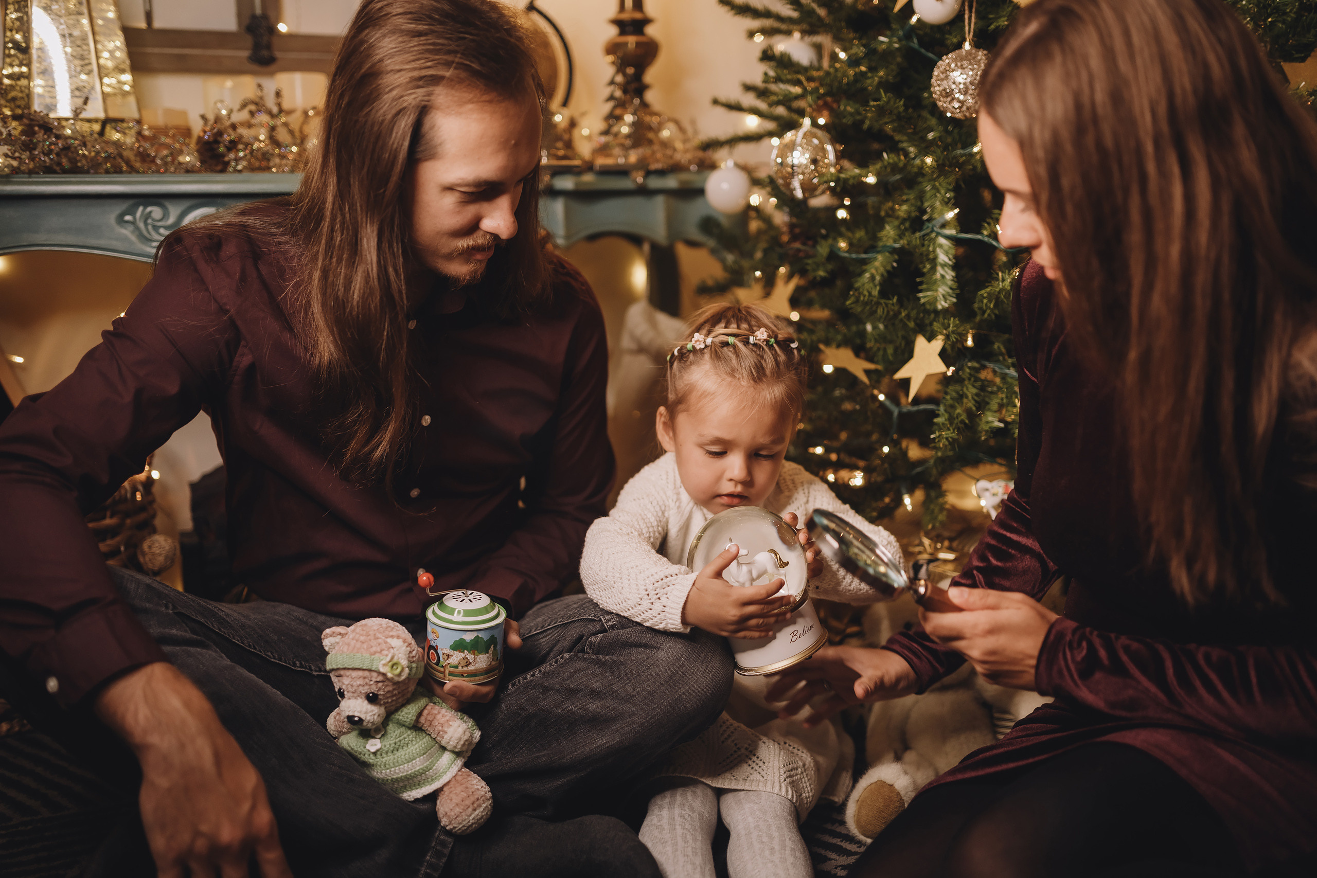 12092021 Christmas Photoshoot 11. Wedding family event photographer in Chicago Nick Yushevich