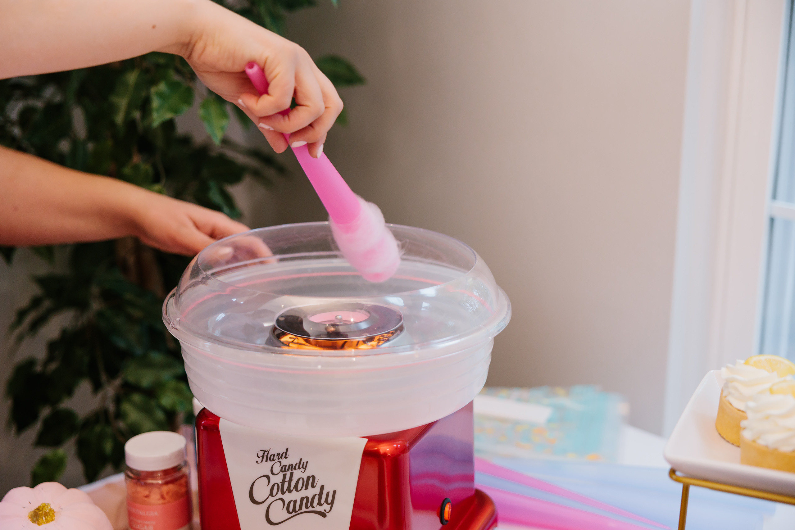 11.13.2021 First birthday. Wedding family event photographer in Chicago Nick Yushevich