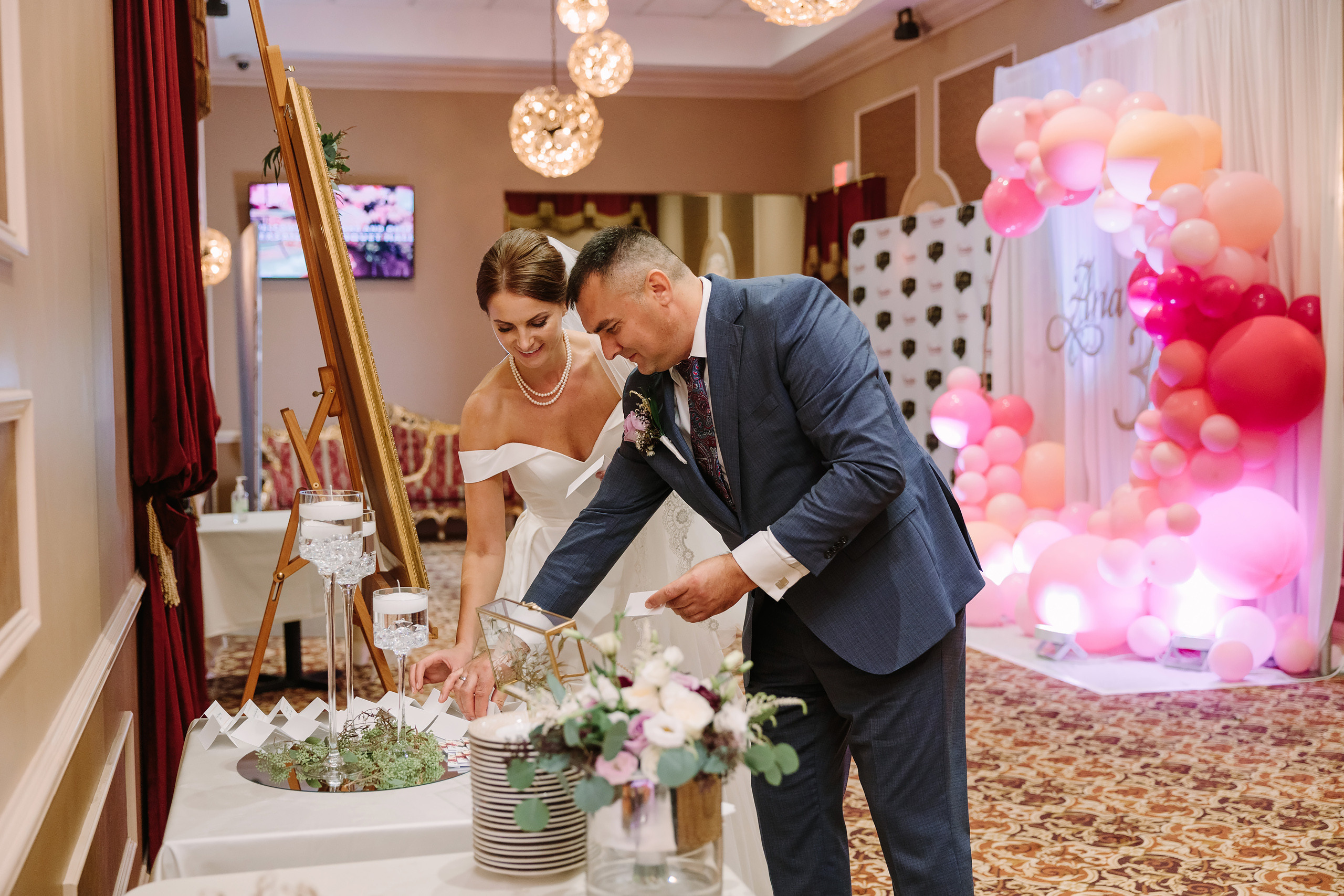 10.02.2021 Wedding. Wedding family event photographer in Chicago Nick Yushevich