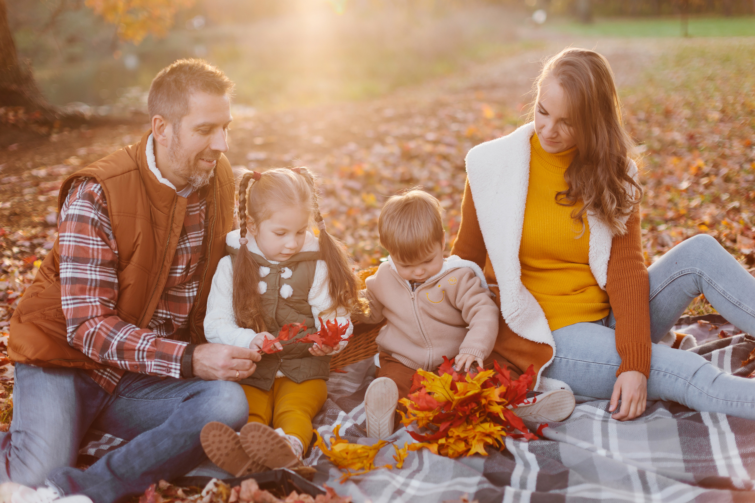 11.05.2021 Family photoshoot. Wedding family event photographer in Chicago Nick Yushevich