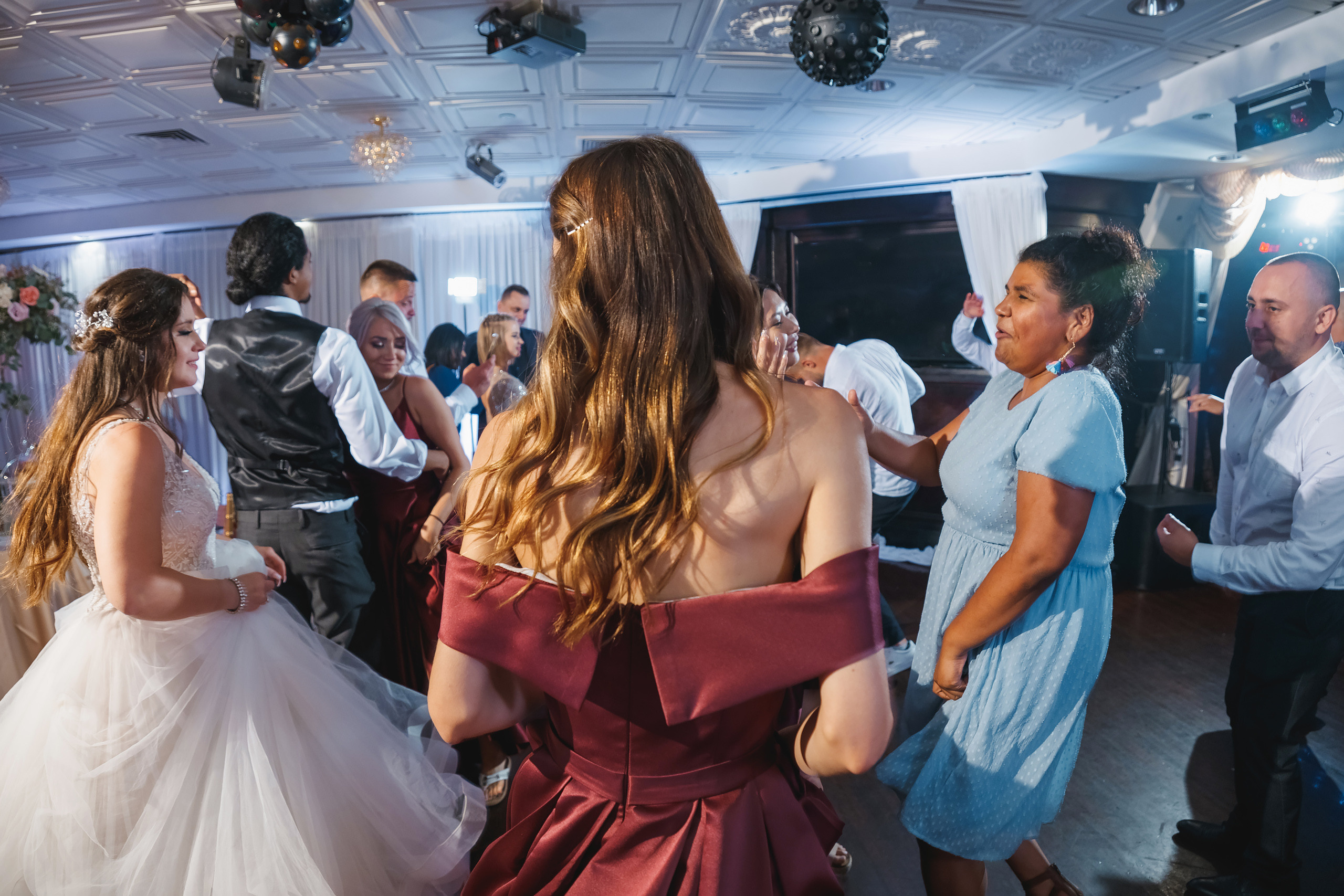 08.14.2021 Wedding. Wedding family event photographer in Chicago Nick Yushevich