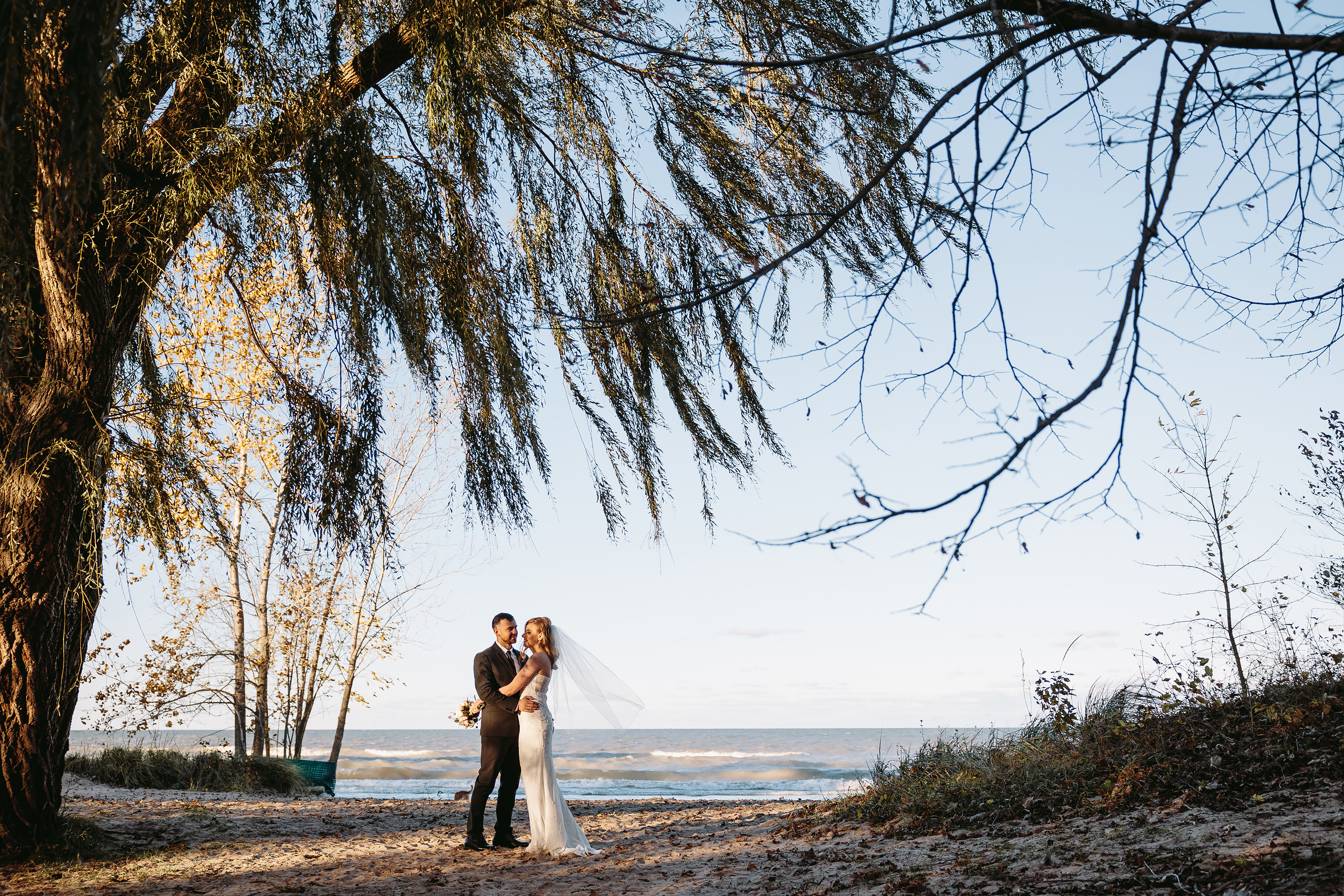 10.31.2021 Wedding. Wedding family event photographer in Chicago Nick Yushevich