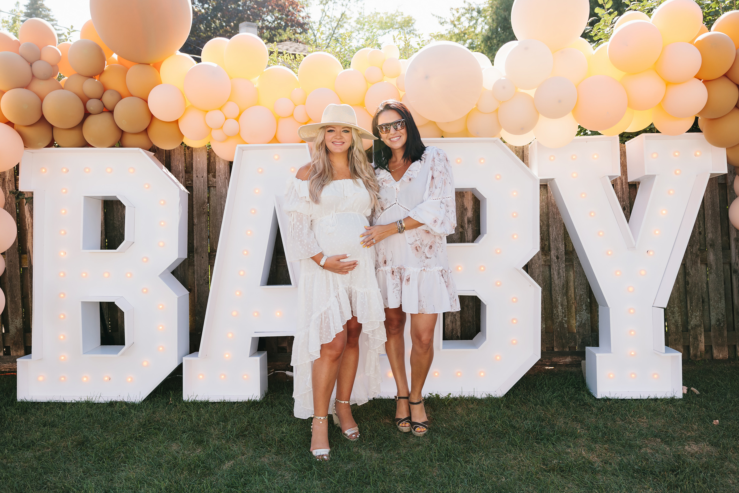 08.15.2021 Baby shower. Wedding family event photographer in Chicago Nick Yushevich