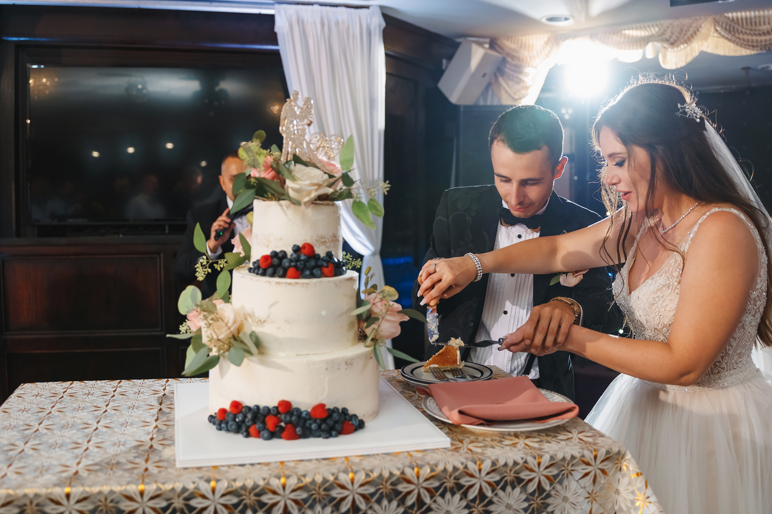 08.14.2021 Wedding. Wedding family event photographer in Chicago Nick Yushevich