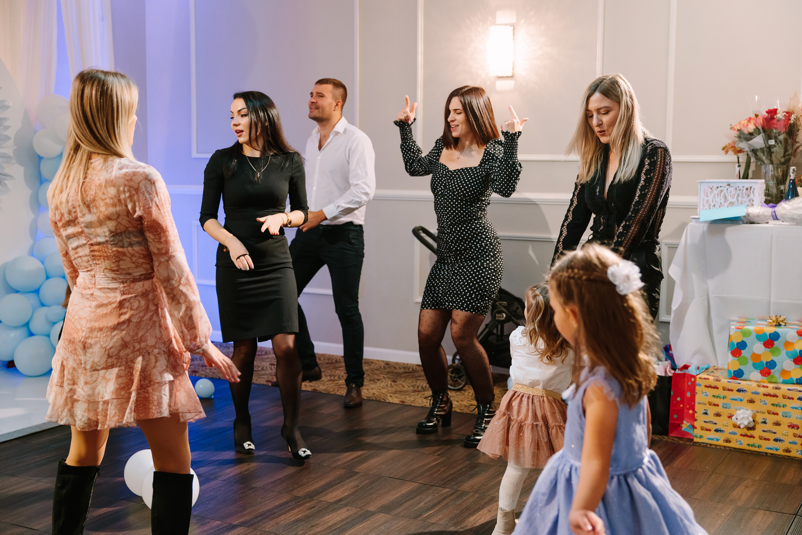 12052021 Cumetria. Wedding family event photographer in Chicago Nick Yushevich