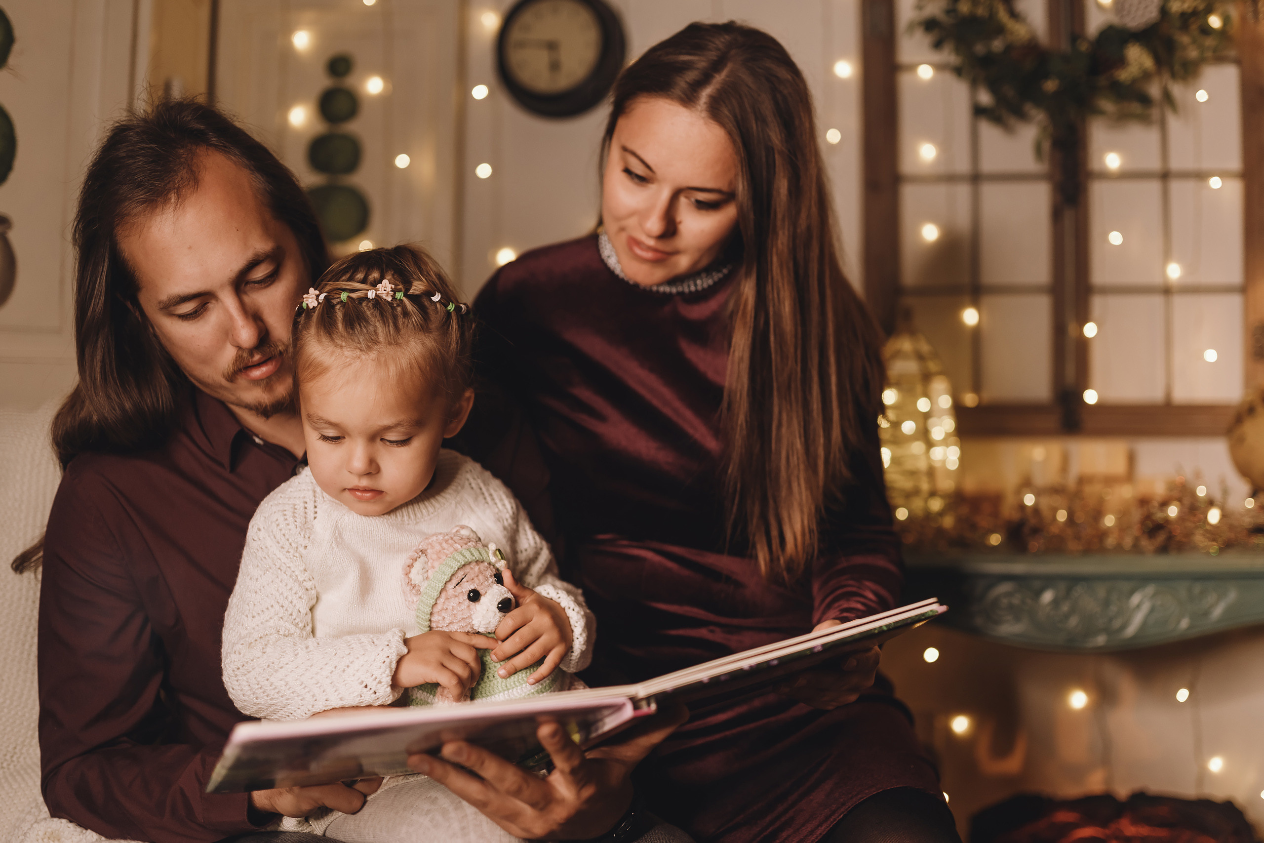 12092021 Christmas Photoshoot 11. Wedding family event photographer in Chicago Nick Yushevich