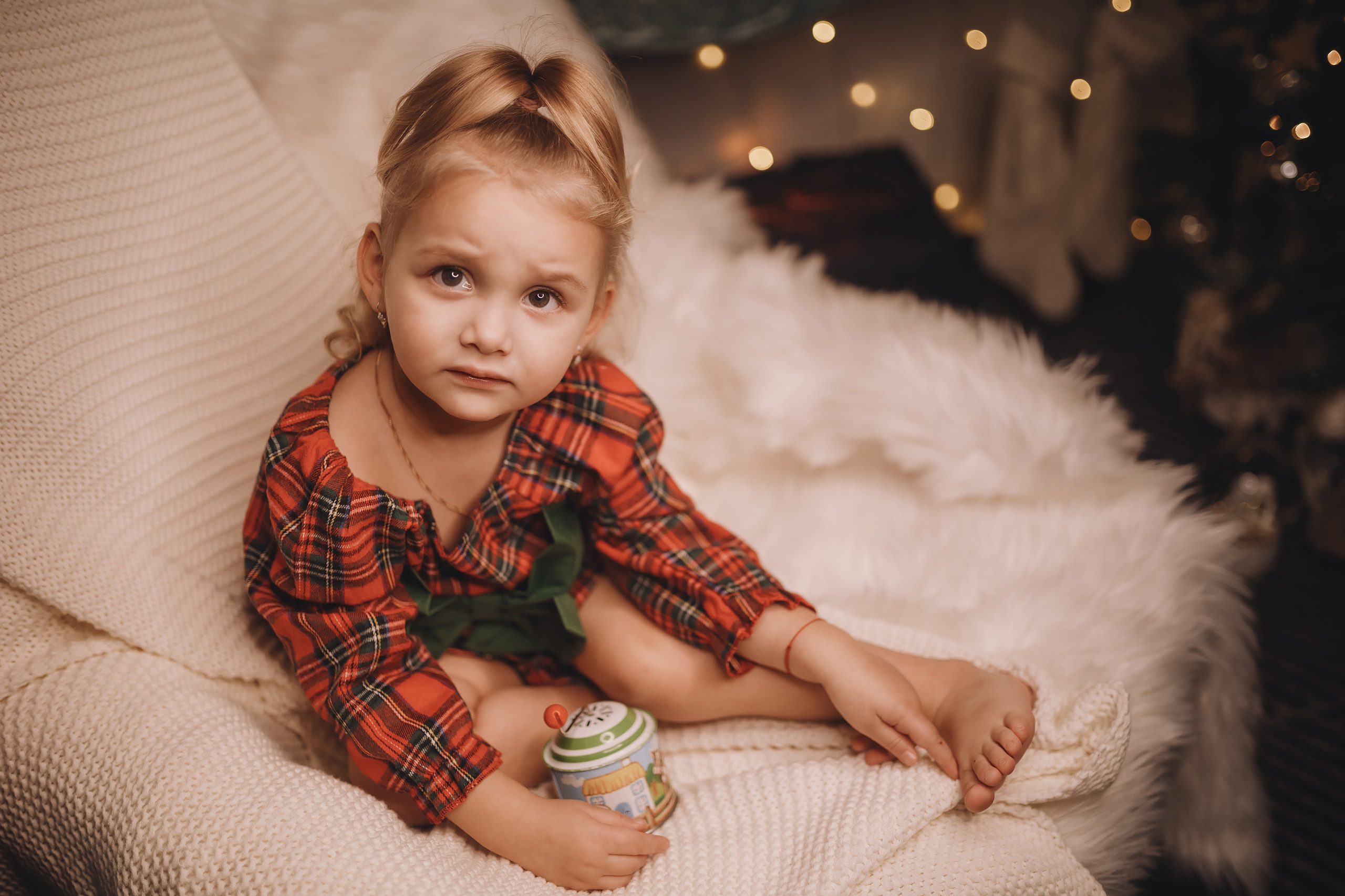 12152021 Christmas Photoshoot 15. Wedding family event photographer in Chicago Nick Yushevich