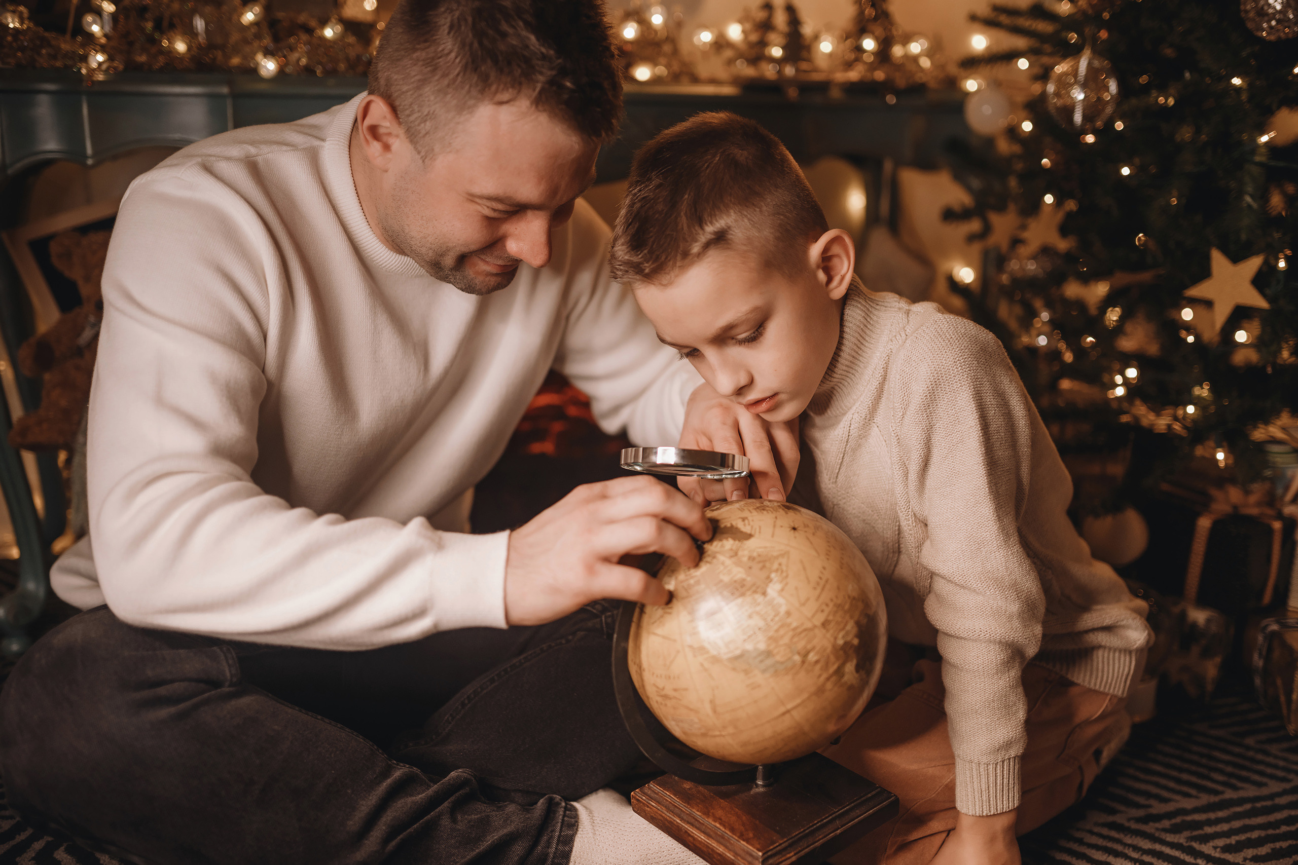 12142021 Christmas Photoshoot 14. Wedding family event photographer in Chicago Nick Yushevich