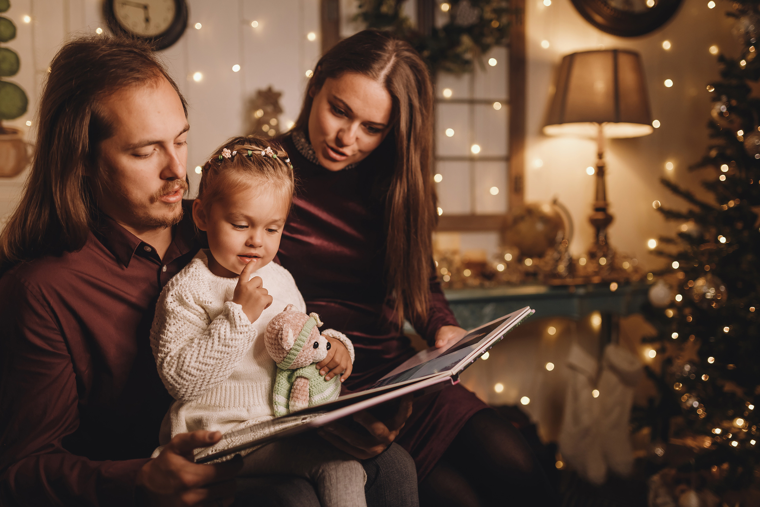 12092021 Christmas Photoshoot 11. Wedding family event photographer in Chicago Nick Yushevich