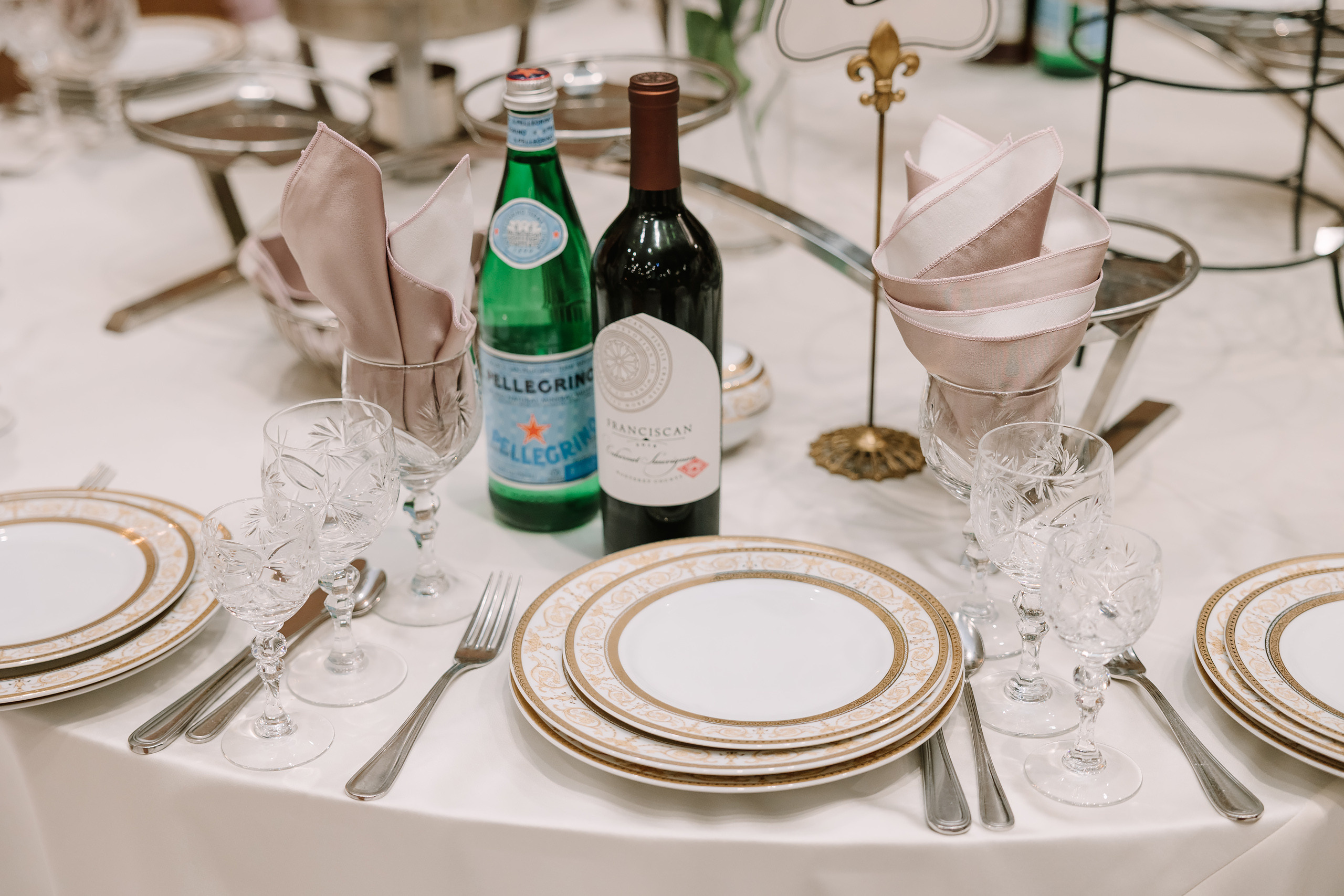 10.02.2021 Wedding. Wedding family event photographer in Chicago Nick Yushevich