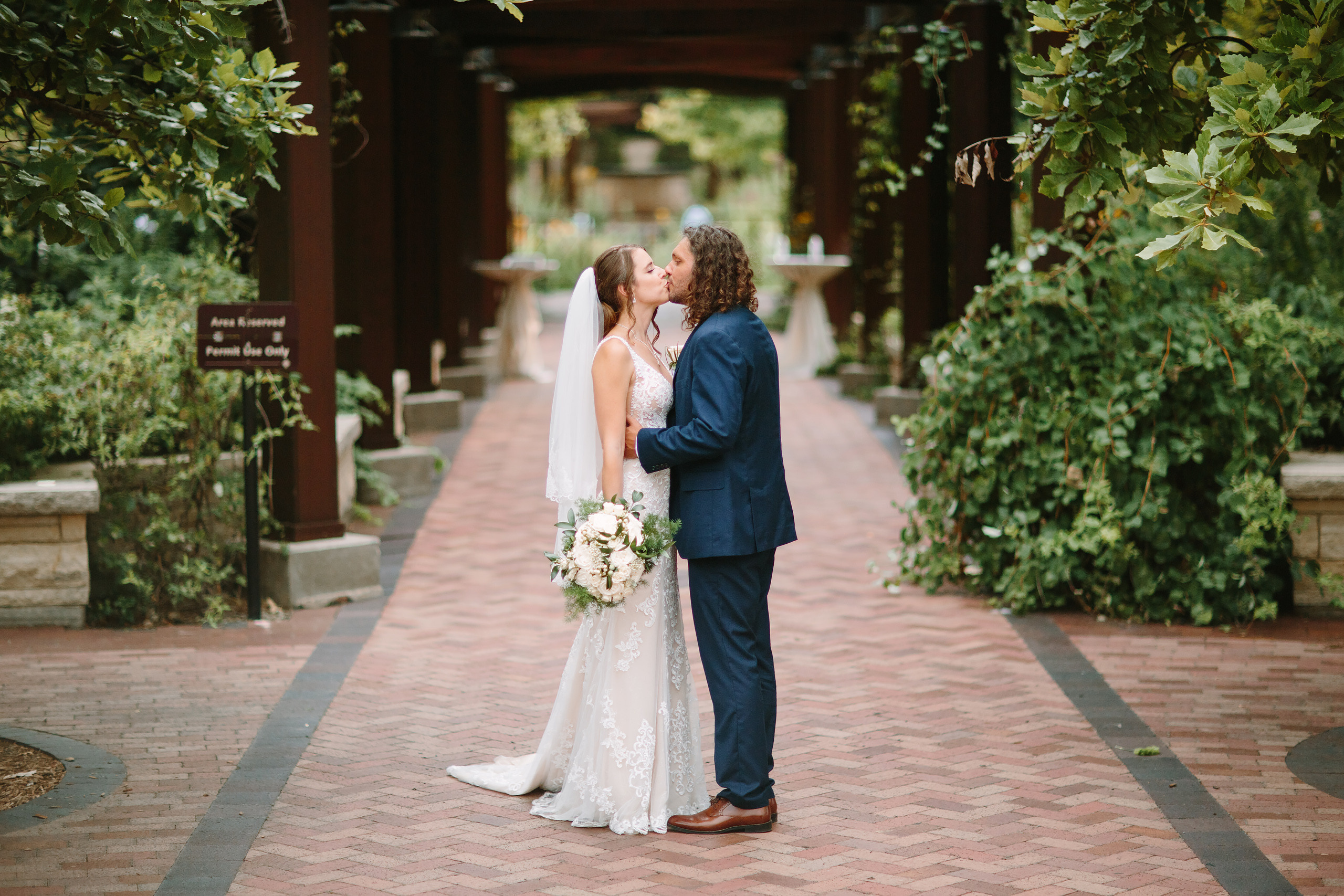 08.03.2019 Wedding. Wedding family event photographer in Chicago Nick Yushevich