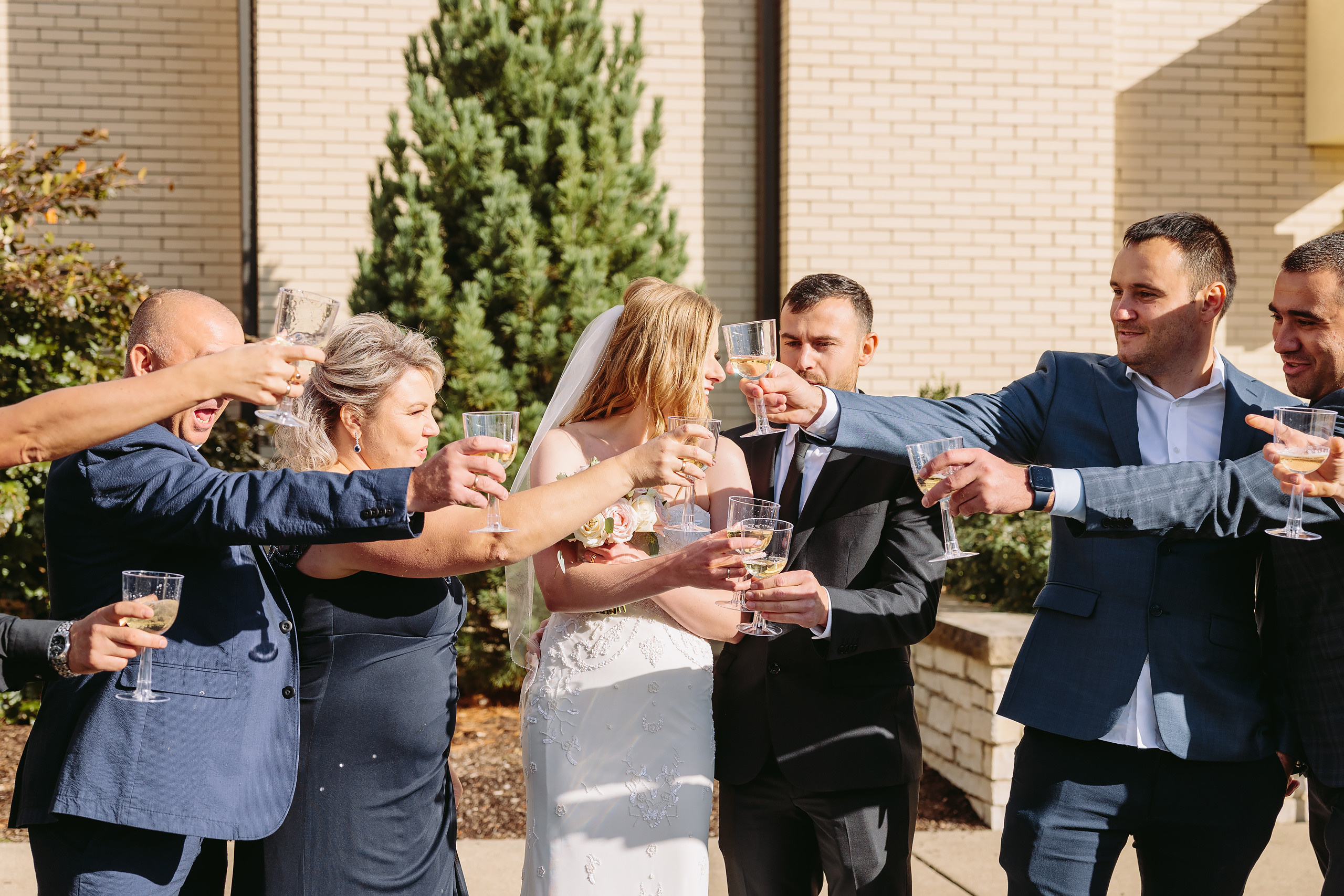 10.31.2021 Wedding. Wedding family event photographer in Chicago Nick Yushevich