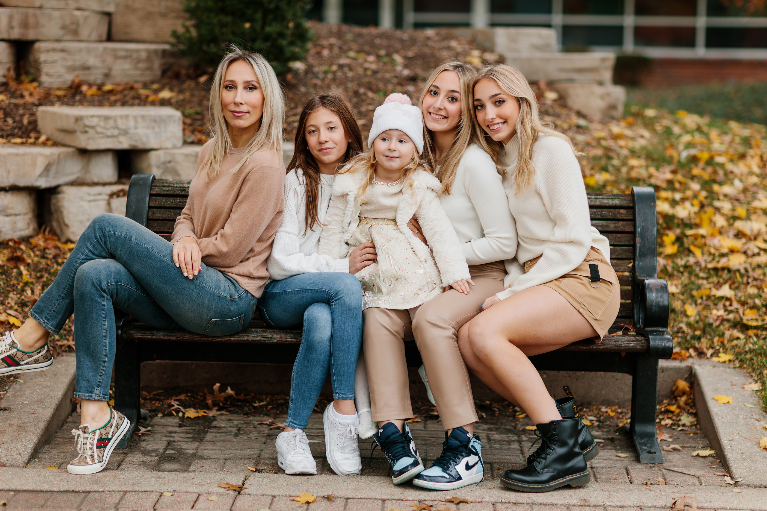 11.10.2021 Family photoshoot. Wedding family event photographer in Chicago Nick Yushevich