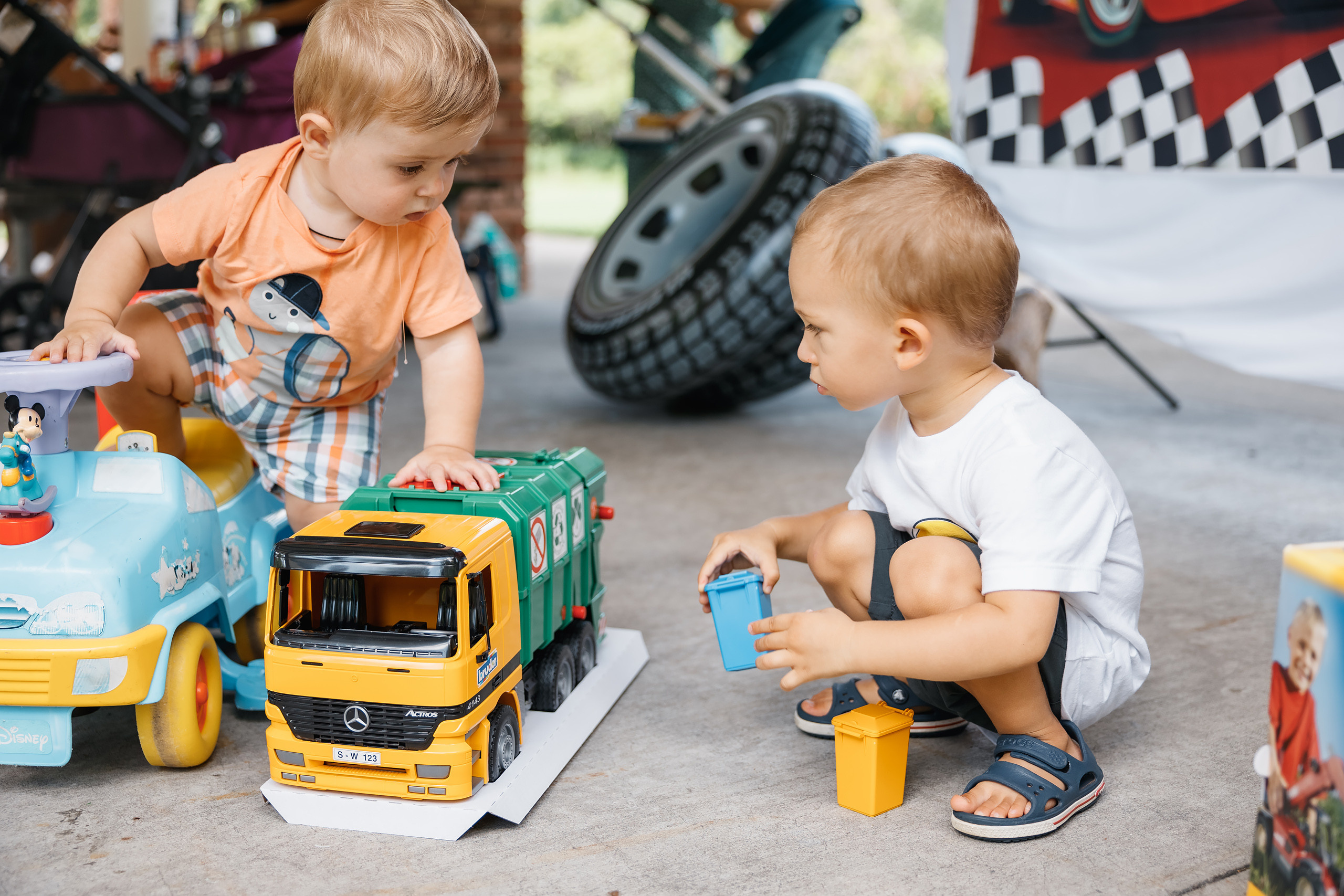 08.22.2021 Birthday photoshoot. Wedding family event photographer in Chicago Nick Yushevich