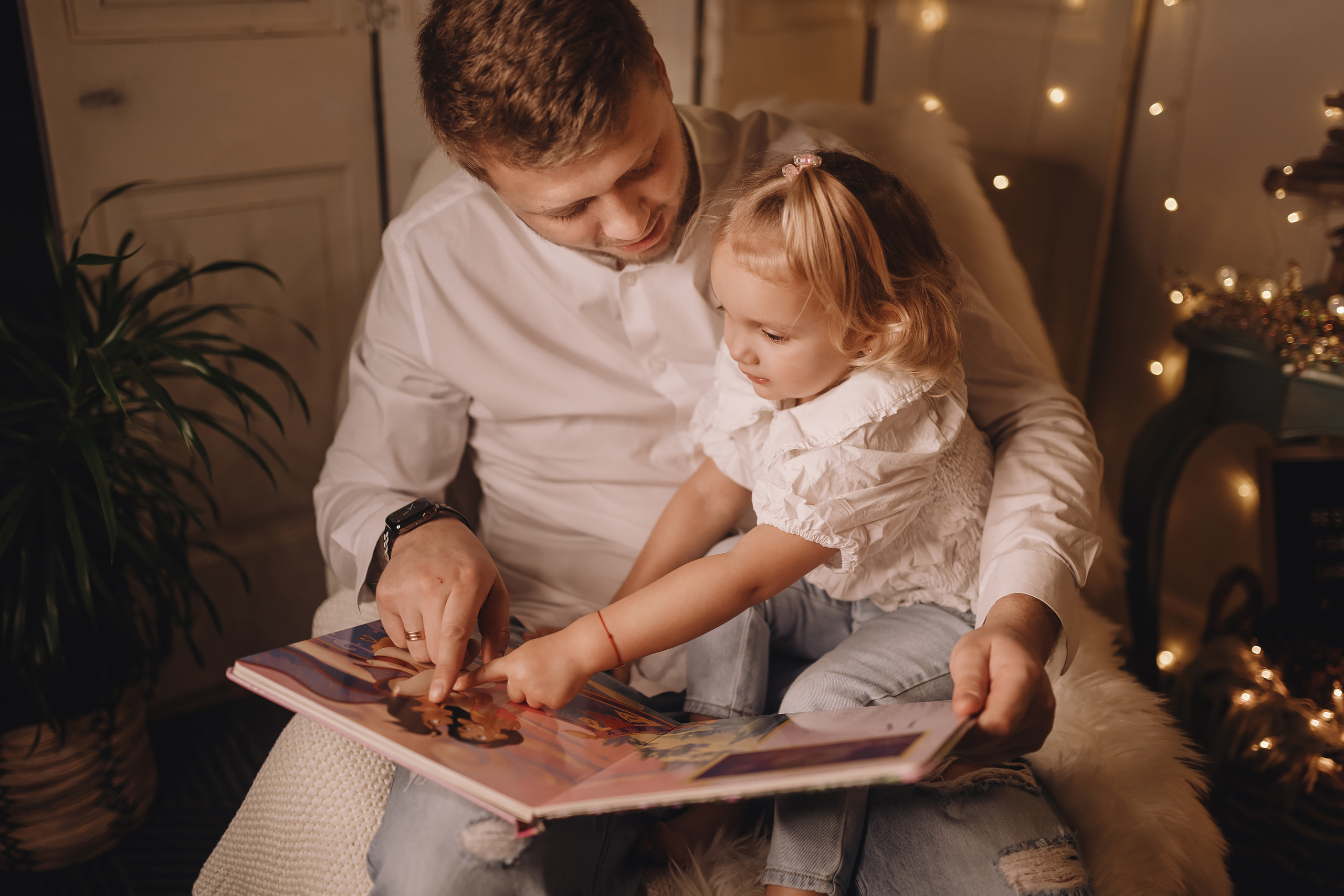 12152021 Christmas Photoshoot 15. Wedding family event photographer in Chicago Nick Yushevich