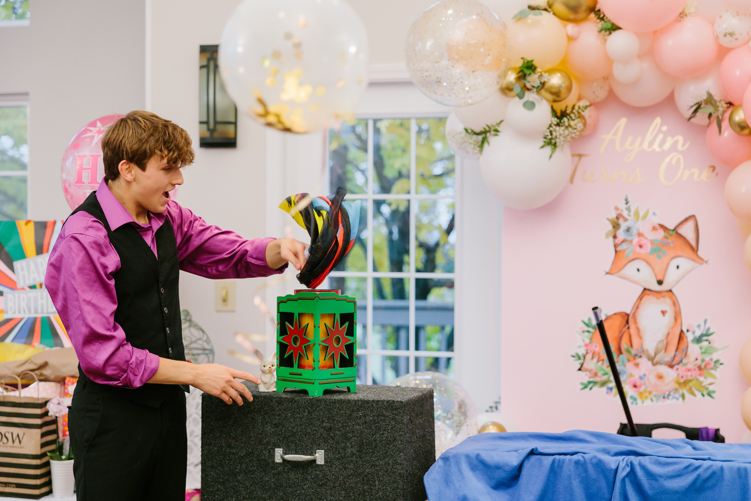 11.13.2021 First birthday. Wedding family event photographer in Chicago Nick Yushevich