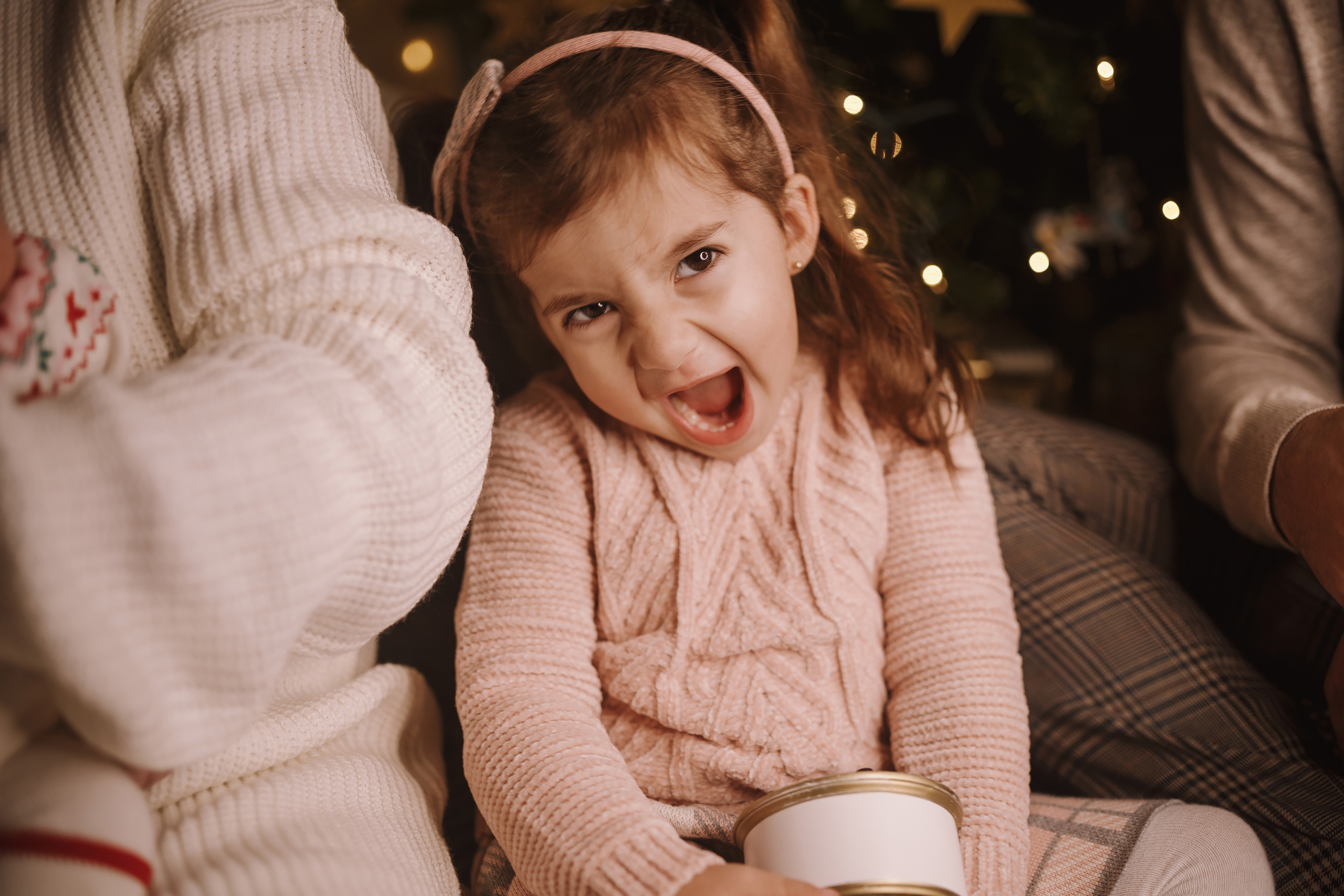 12042021 Christmas Photoshoot 9. Wedding family event photographer in Chicago Nick Yushevich