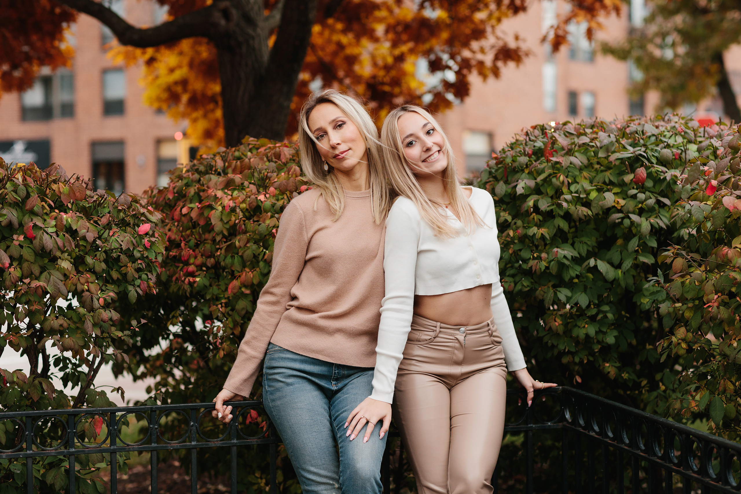 11.10.2021 Family photoshoot. Wedding family event photographer in Chicago Nick Yushevich