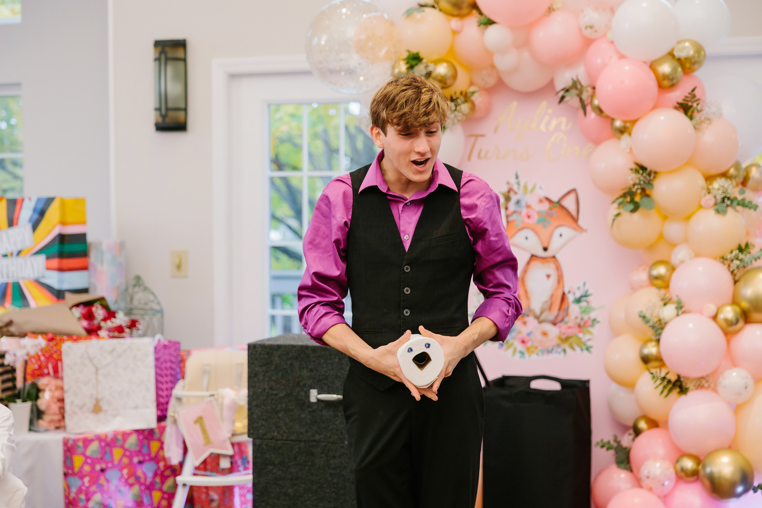 11.13.2021 First birthday. Wedding family event photographer in Chicago Nick Yushevich