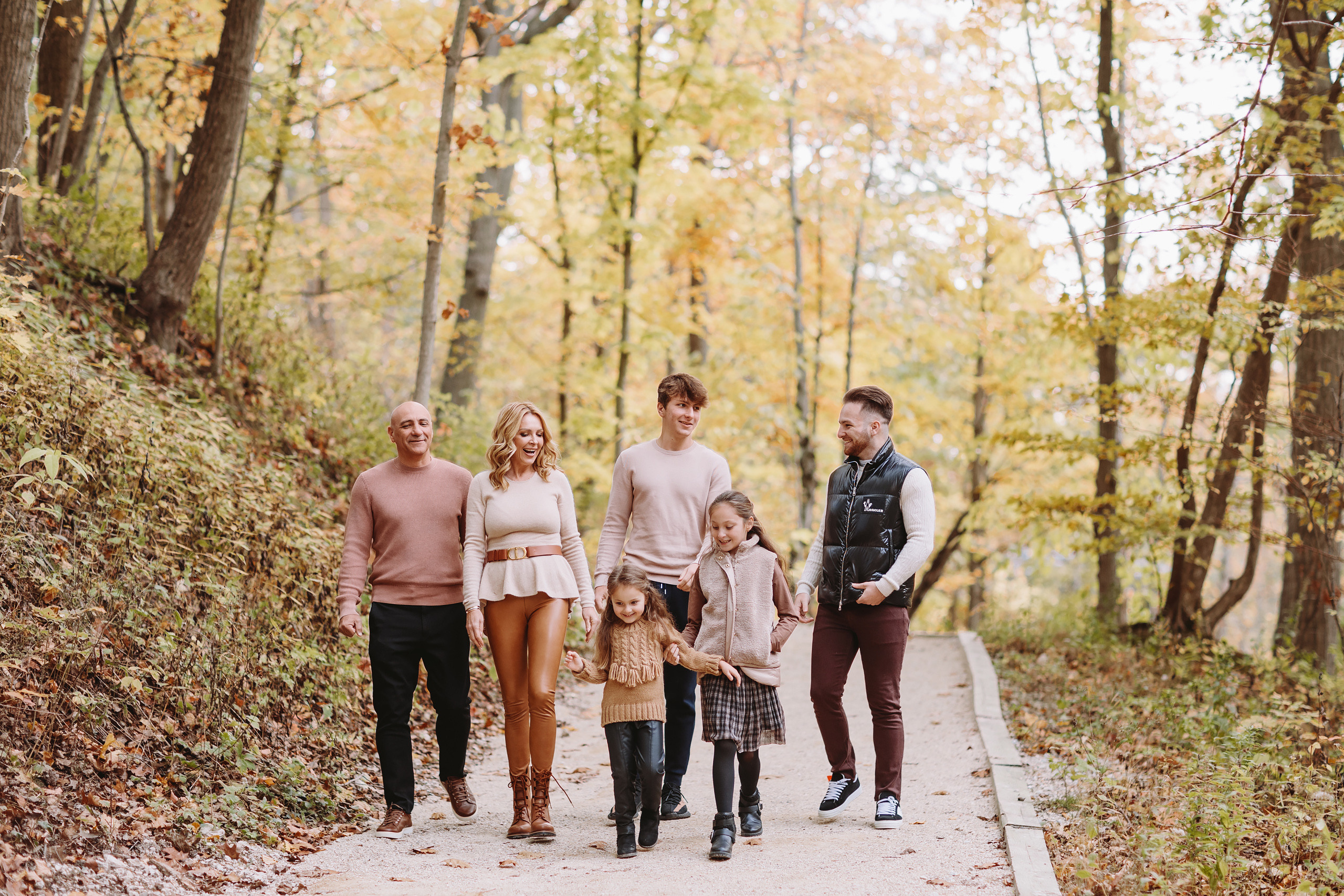 10.22.2021 Family photoshoot. Wedding family event photographer in Chicago Nick Yushevich